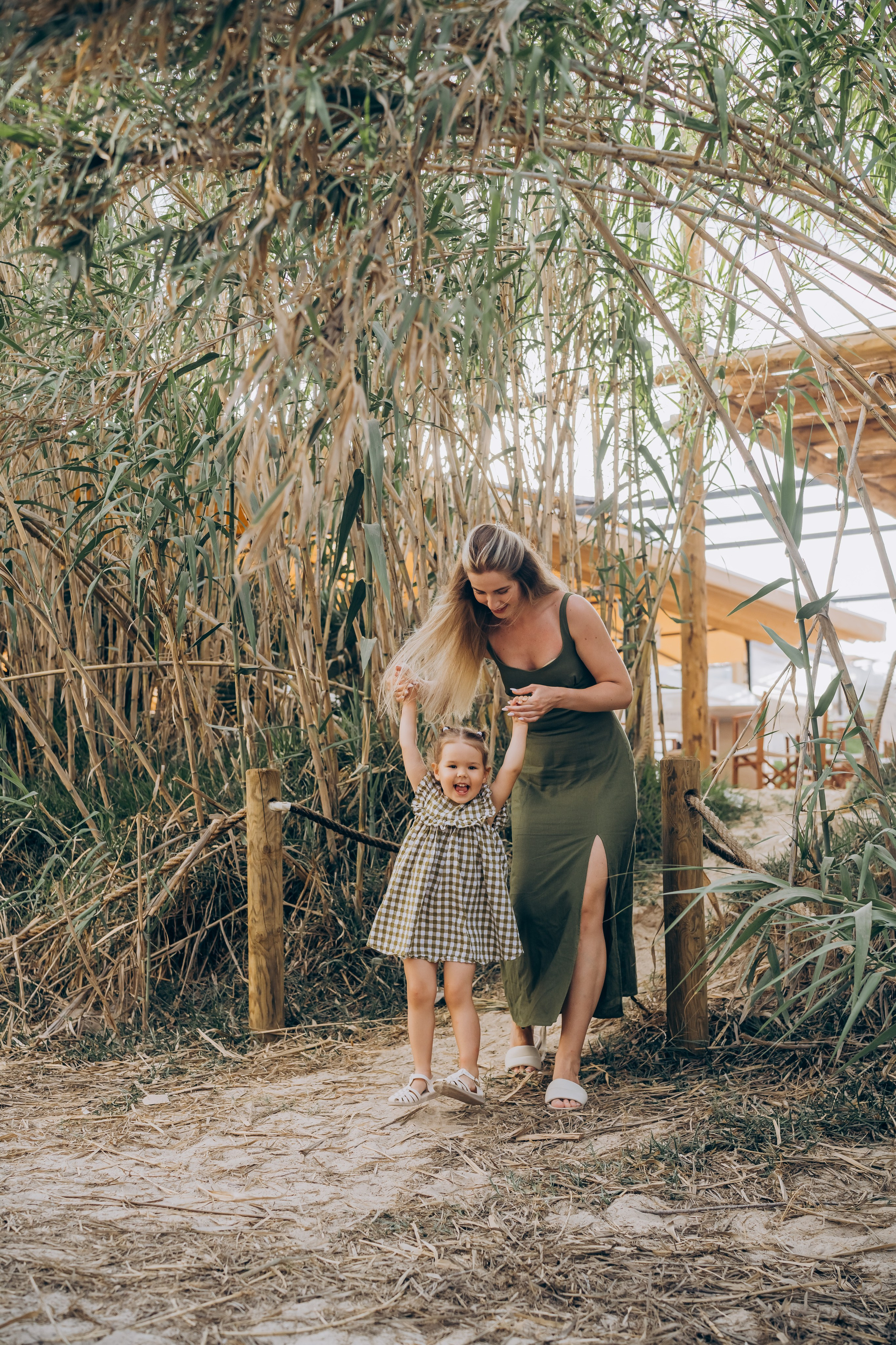 Girls on vacation. Фотограф у Пальма де Майорка