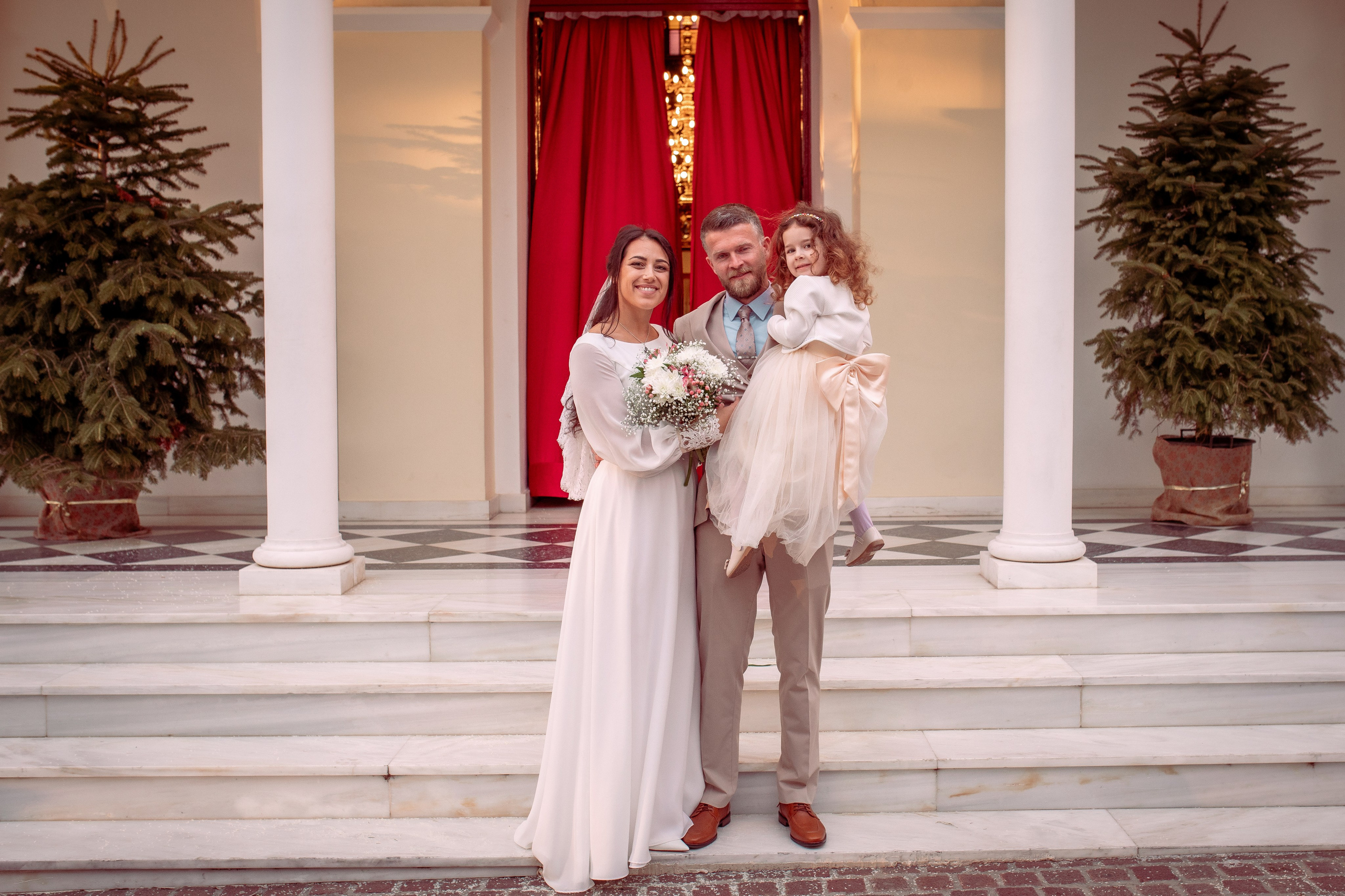 Celia’s wedding. Family Photographer in Greece