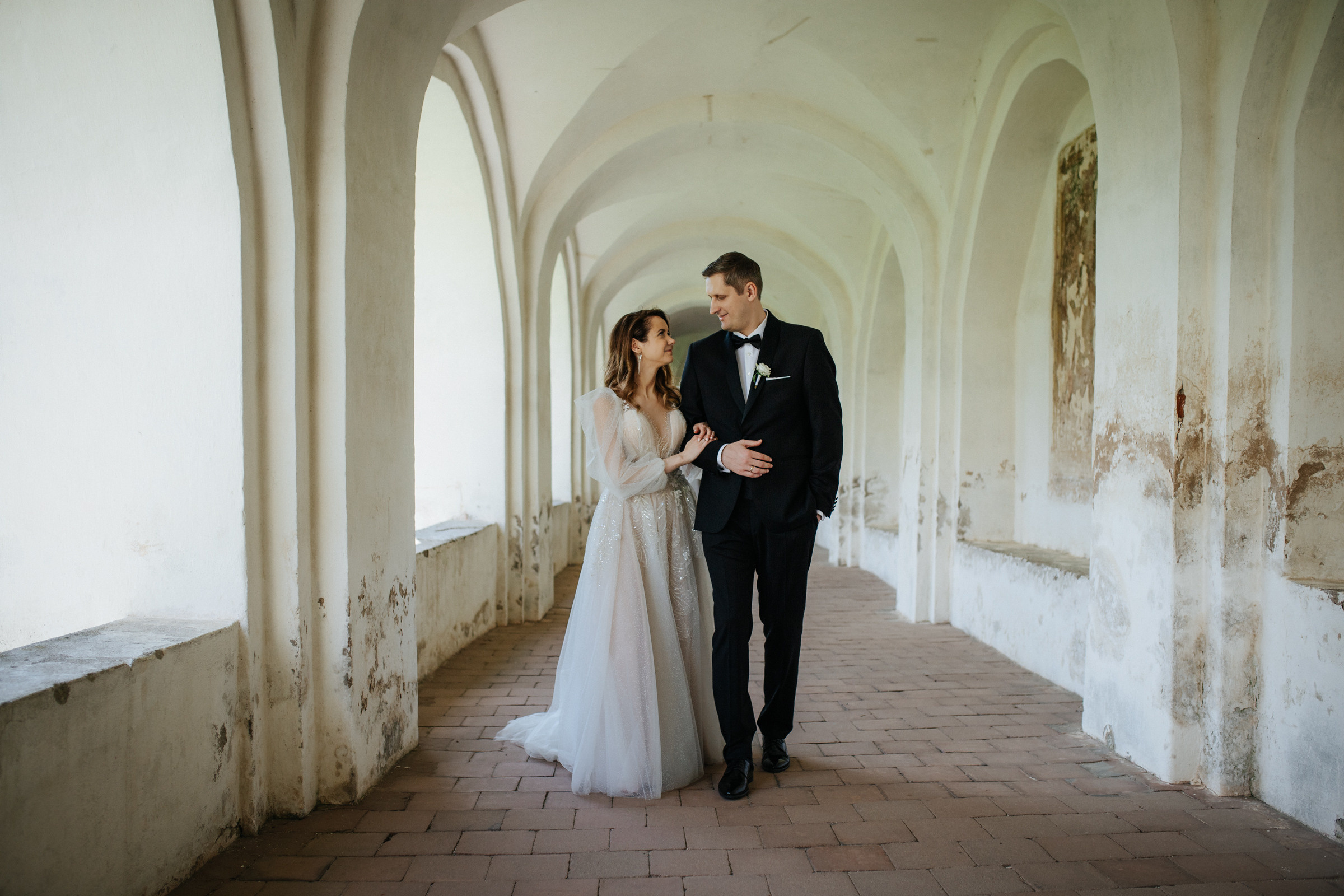 Dovilės ir Gedimino vestuvinė fotosesija Tytuvėnų ansamblyje