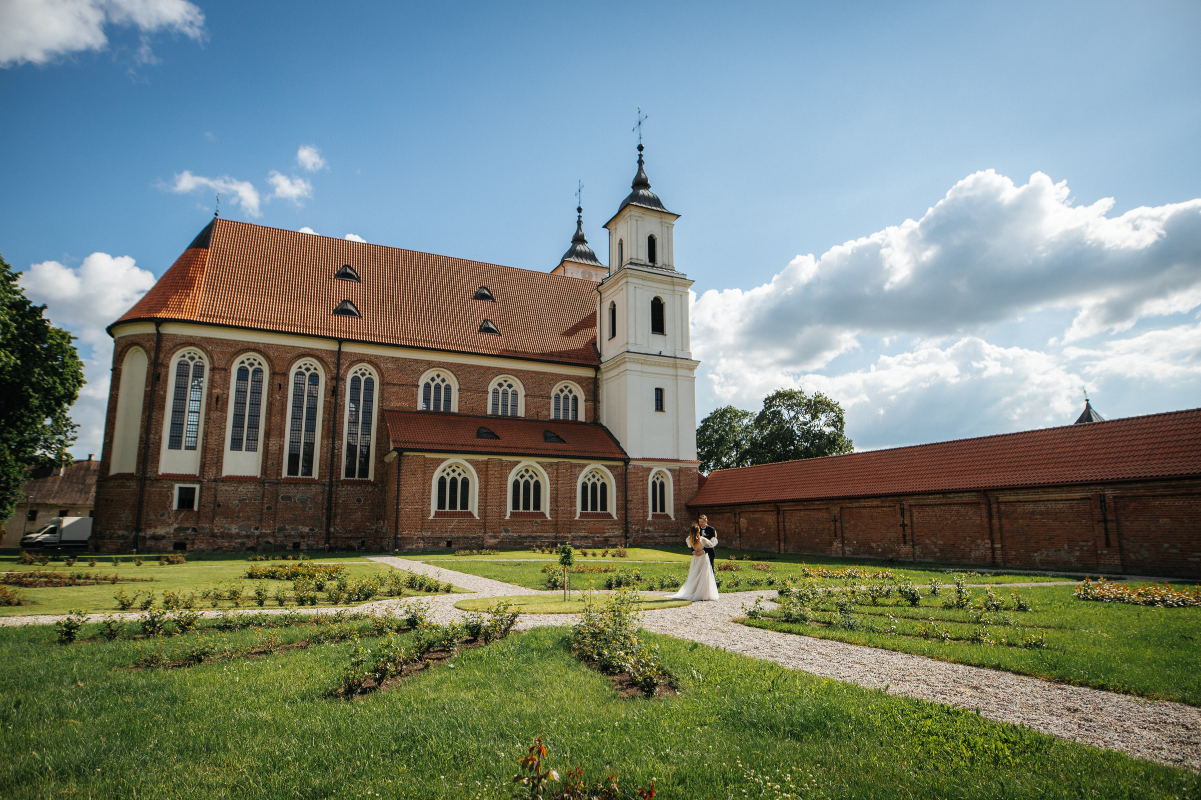 Dovilės ir Gedimino vestuvinė fotosesija Tytuvėnų ansamblyje