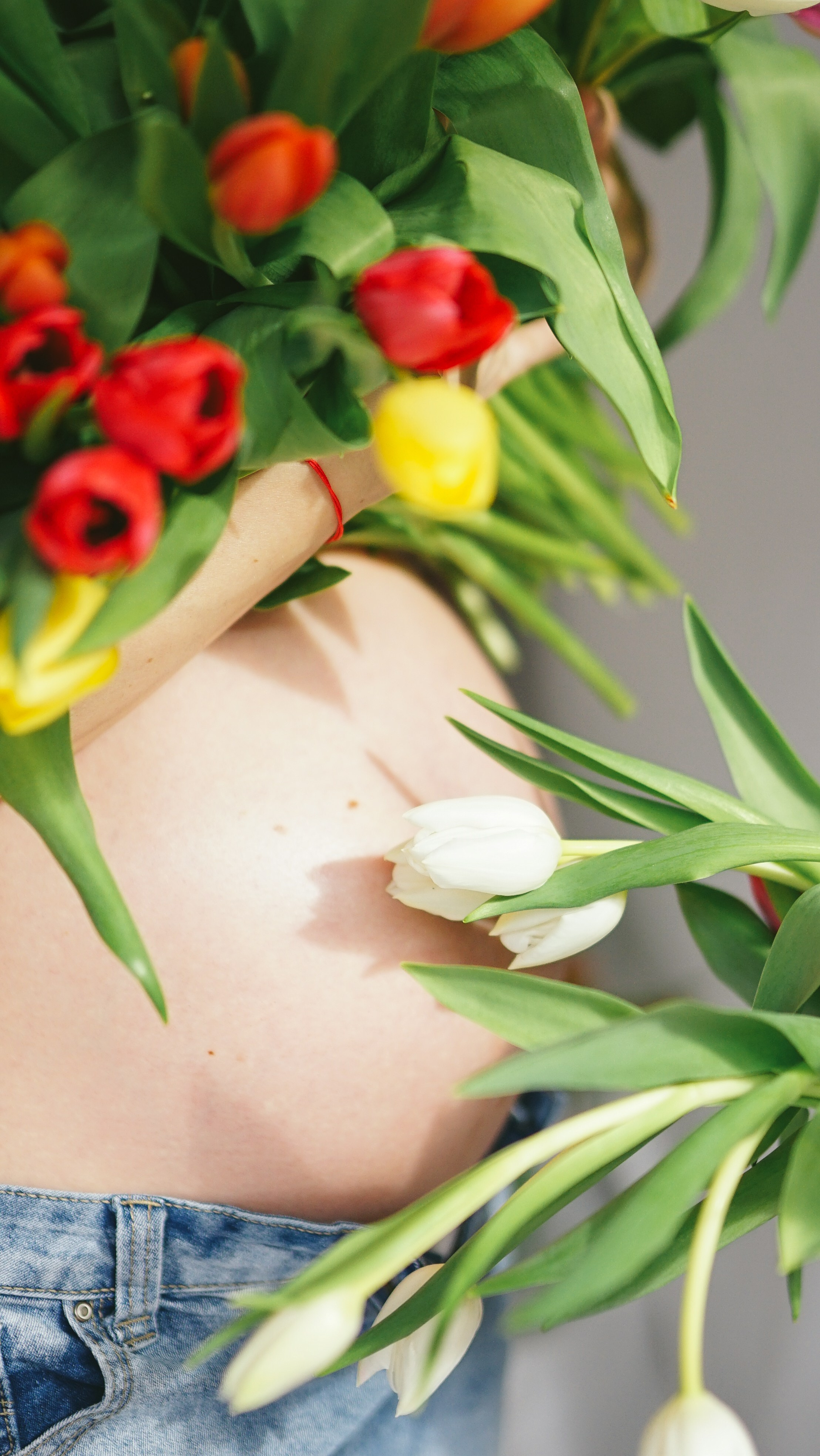 Ședințe Foto Primăvara Colorată Brașov | Mădălina Beda. Madalina Beda- Artist vizual, fotograf, doula la nastere, consultant babywearing Brasov si in toata tara