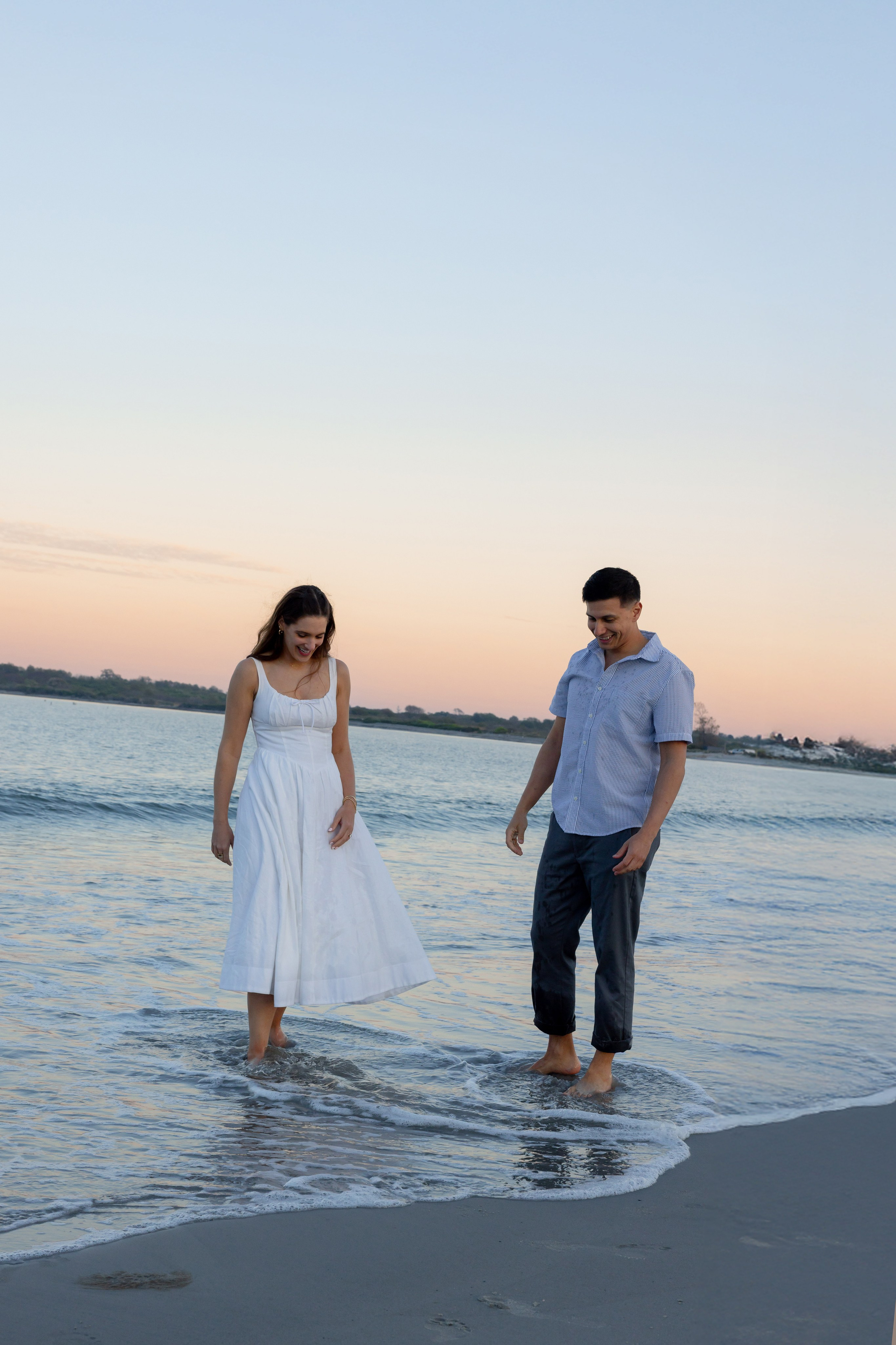 Bella & Nick — Sunset Engagement. Rhode Island Wedding Photographer Tati Simpson