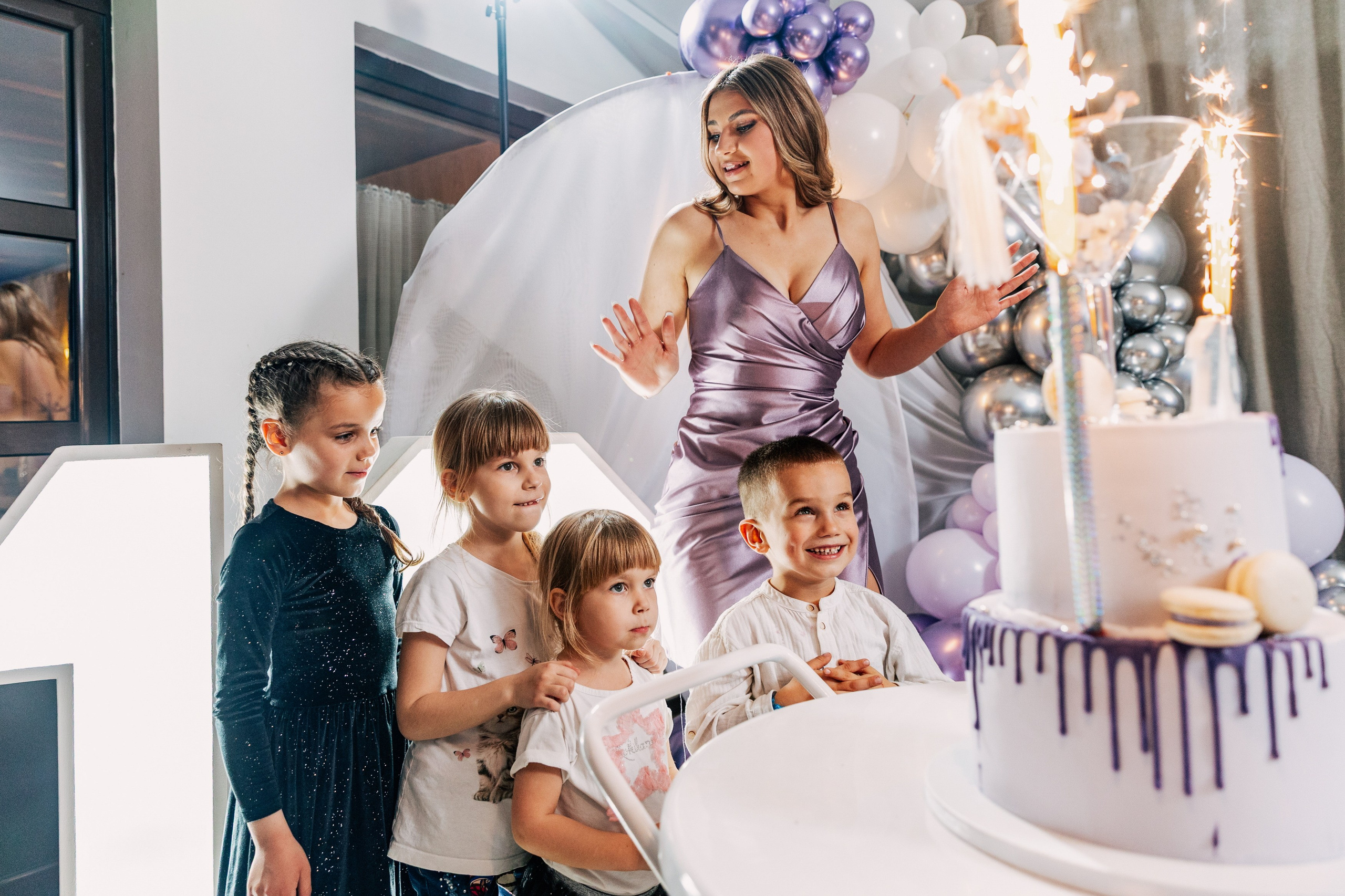 FOTOGRAFISANJE PUNOLETSTVA. Fotografi iz Backog Petrovca David i Andrea Stojanovic