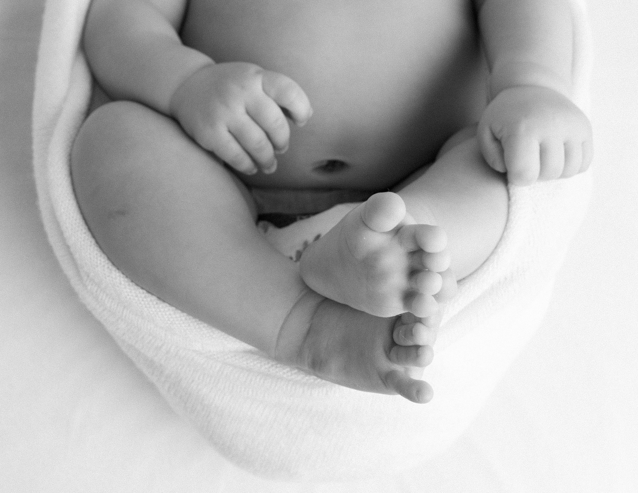 Lifestyle newborn. Los Angeles maternity, boudoir and family photographer