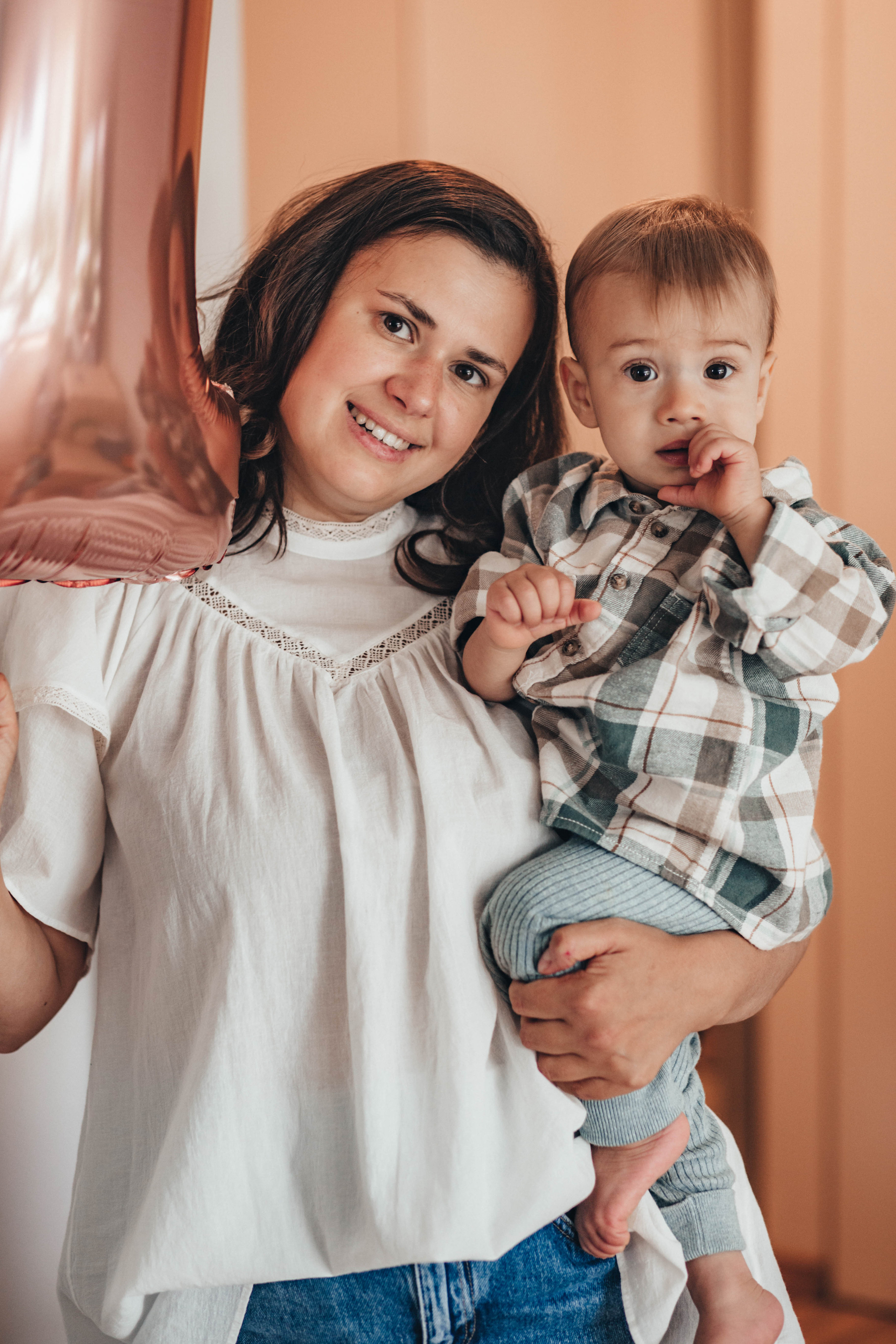 1 year old. Portrait family photographer in Berlin Elena Zakh