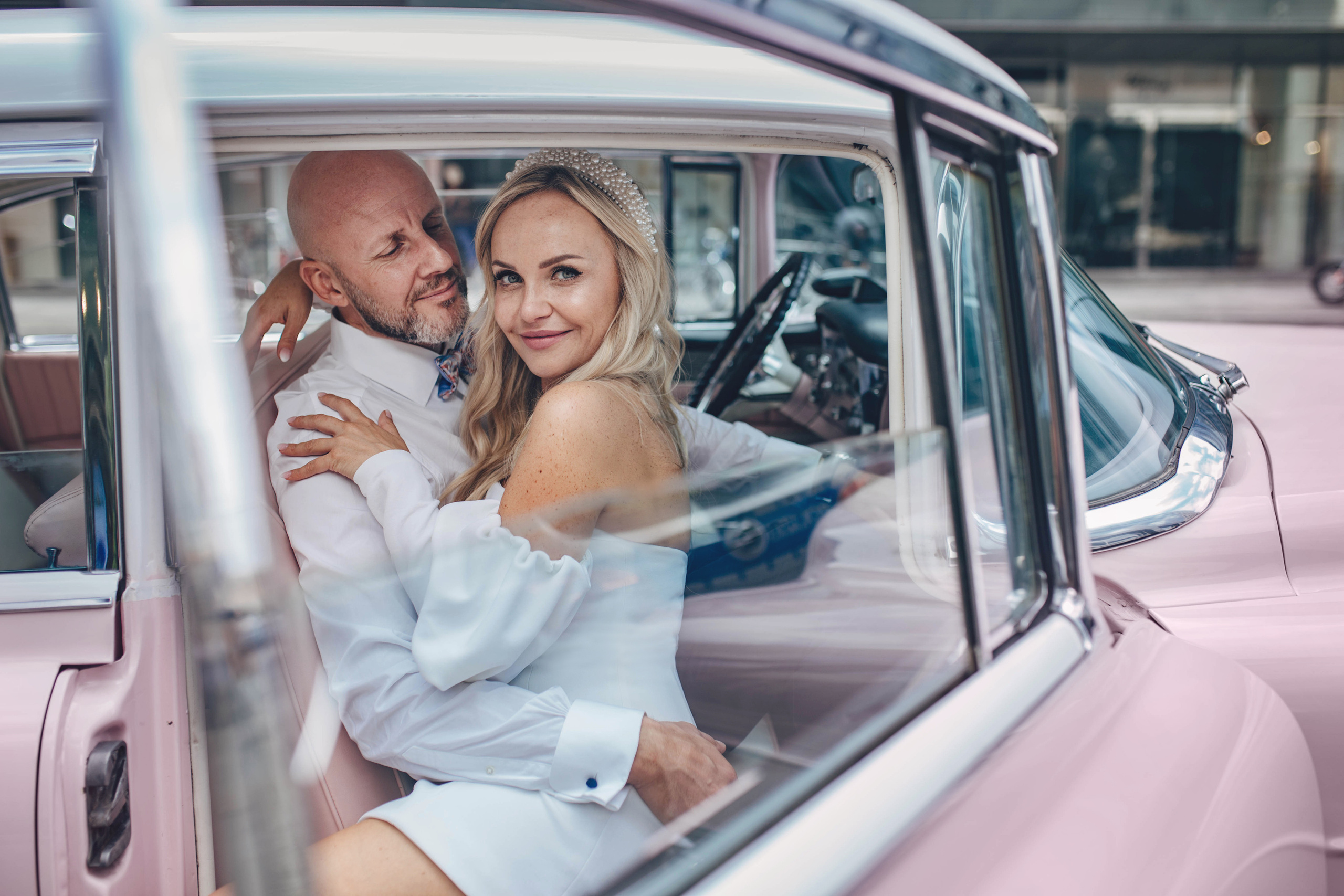 Jenna and André 09/2022. Portrait family photographer in Berlin Elena Zakh