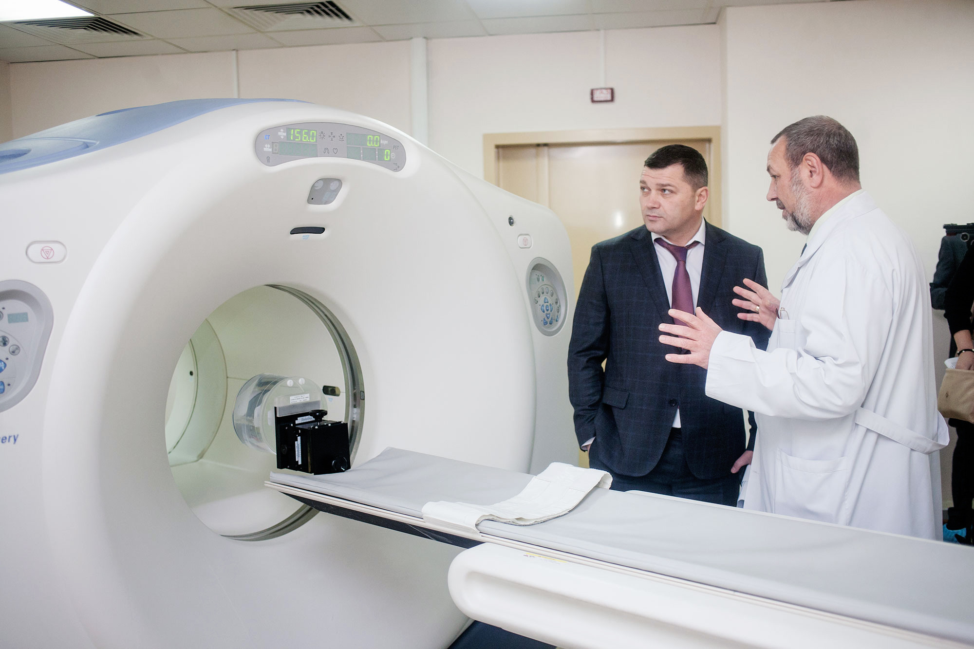 Reporting the Kyiv City Administration. Portrait family photographer in Berlin Elena Zakh