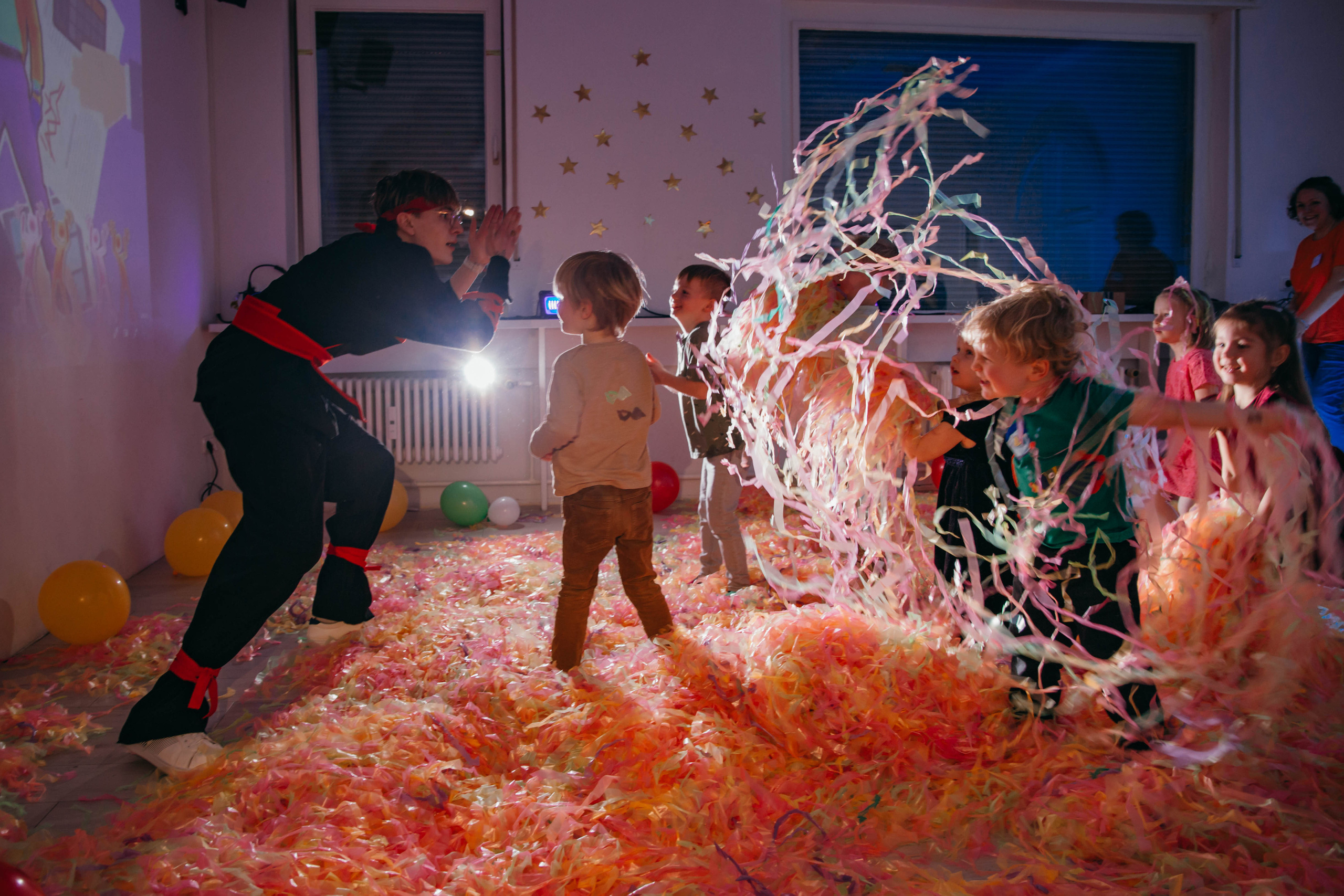 Happytoria. Portrait family photographer in Berlin Elena Zakh