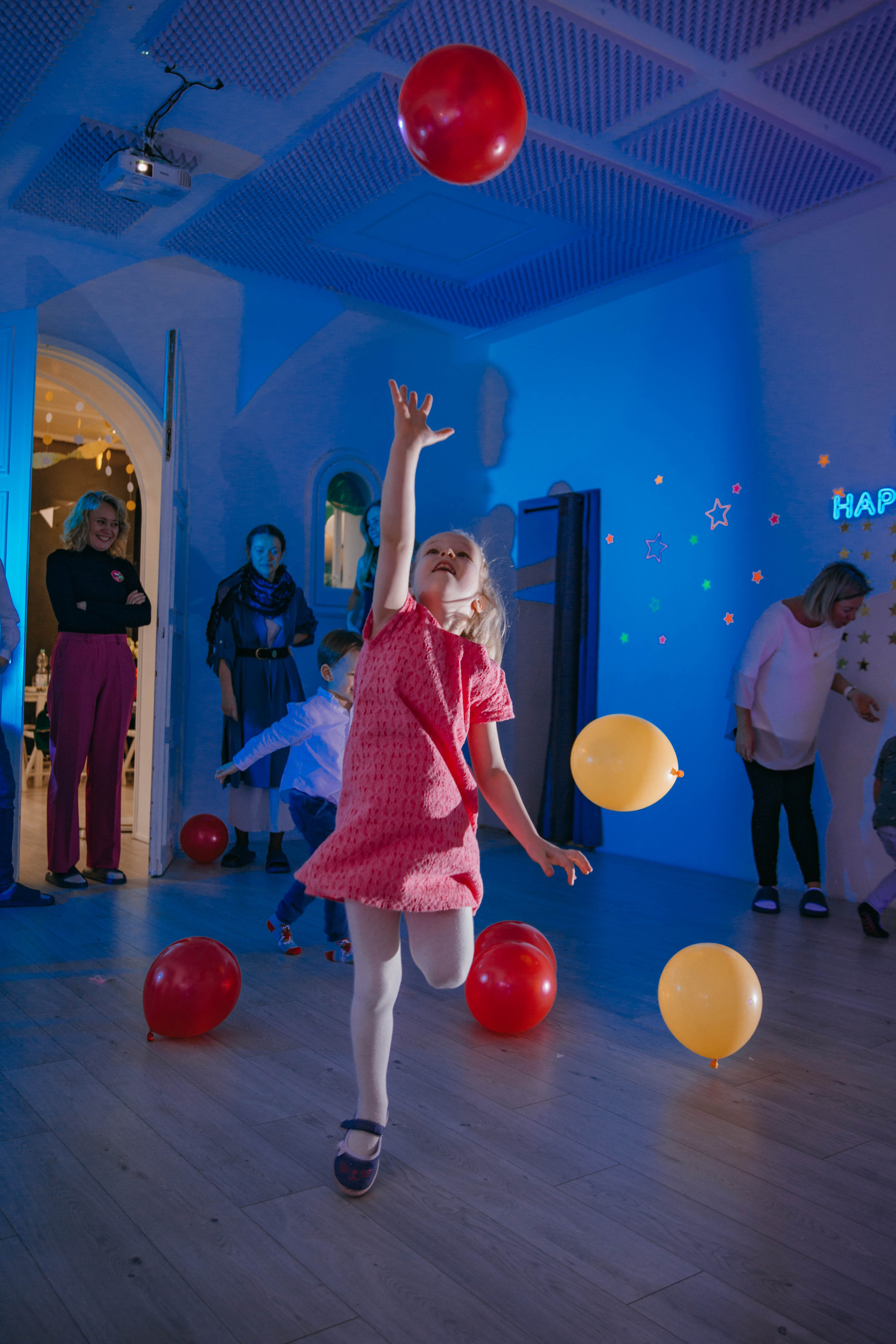 Happytoria. Portrait family photographer in Berlin Elena Zakh