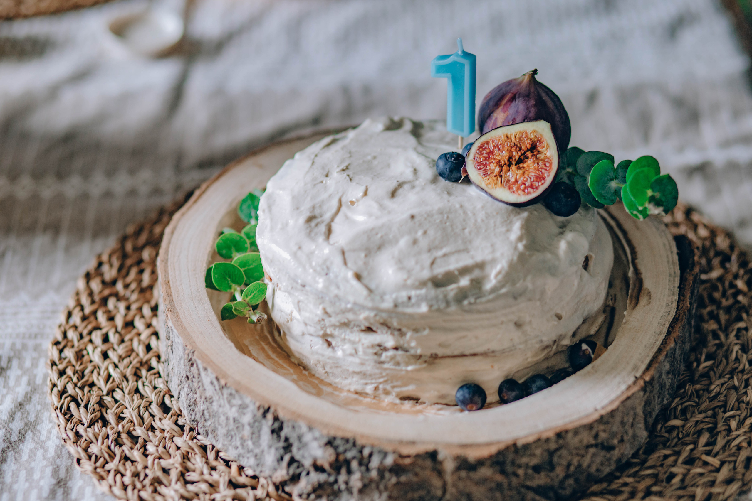 1 year old. Portrait family photographer in Berlin Elena Zakh