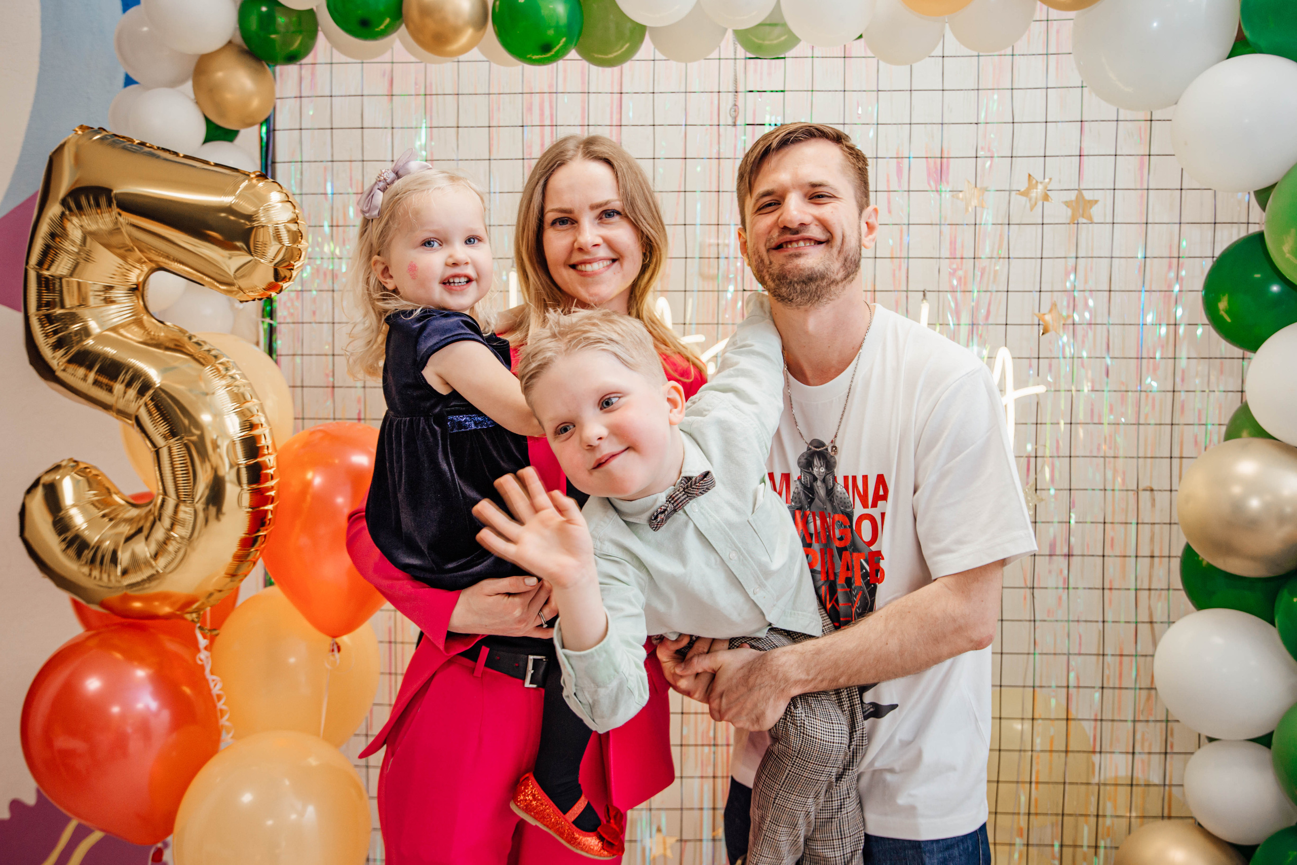 Happytoria. Portrait family photographer in Berlin Elena Zakh