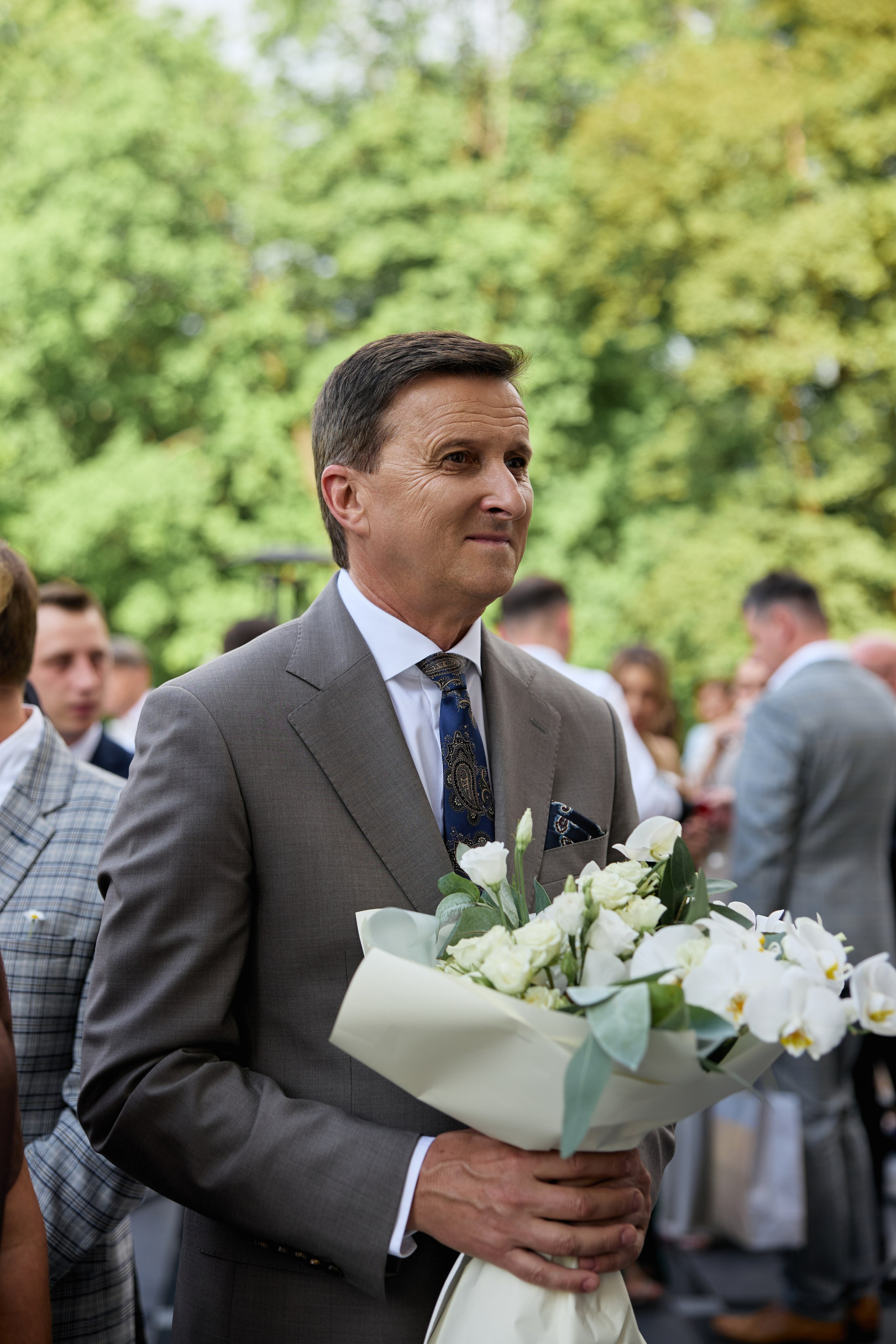 Wiktoria & Kacper. Pałac Goetz. Fotograf ślubny i rodzinny w Krakowie Yana Klymova