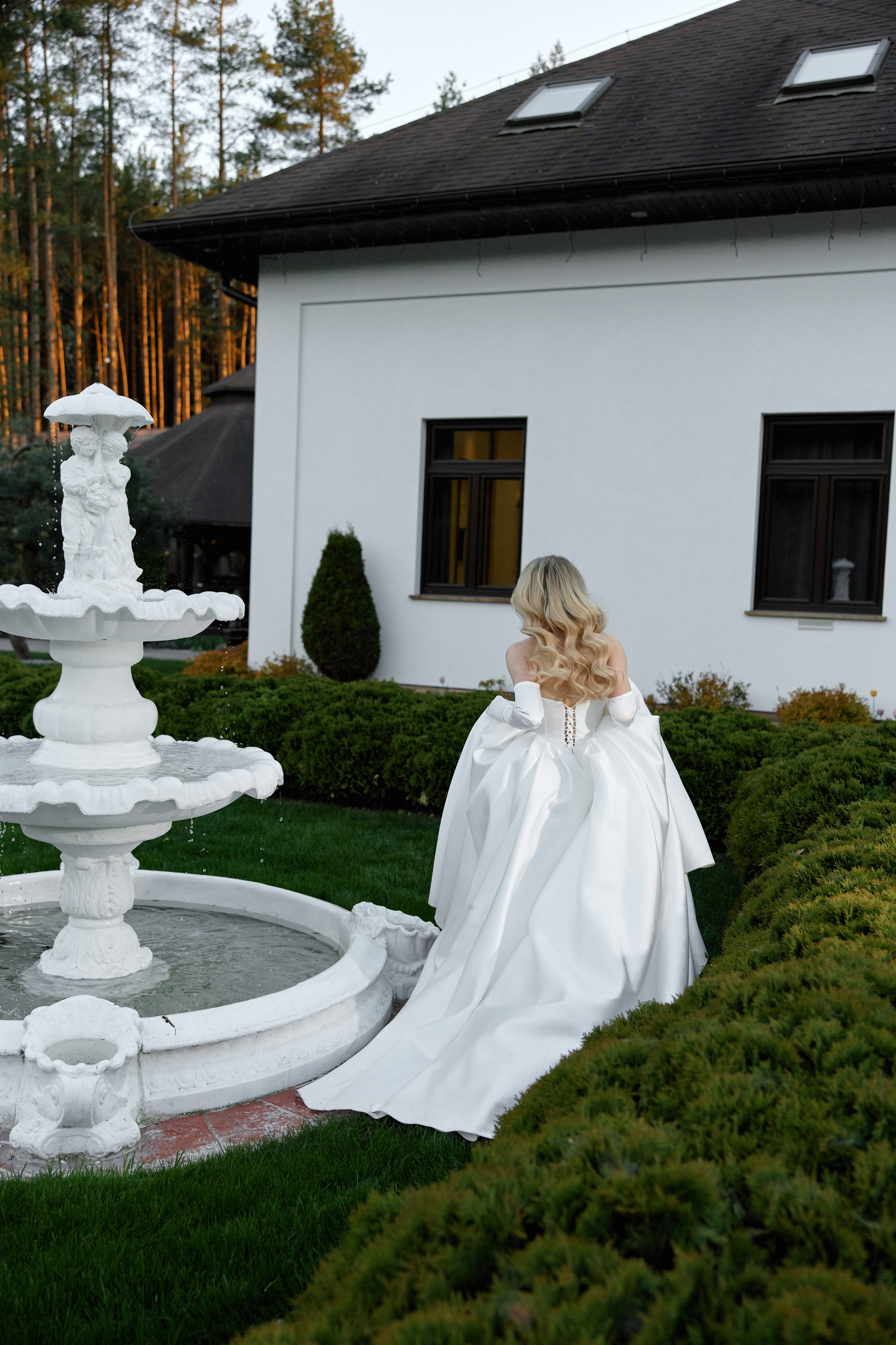 Natalia & Roman. Dworek przy lesie. Fotograf ślubny i rodzinny w Krakowie Yana Klymova