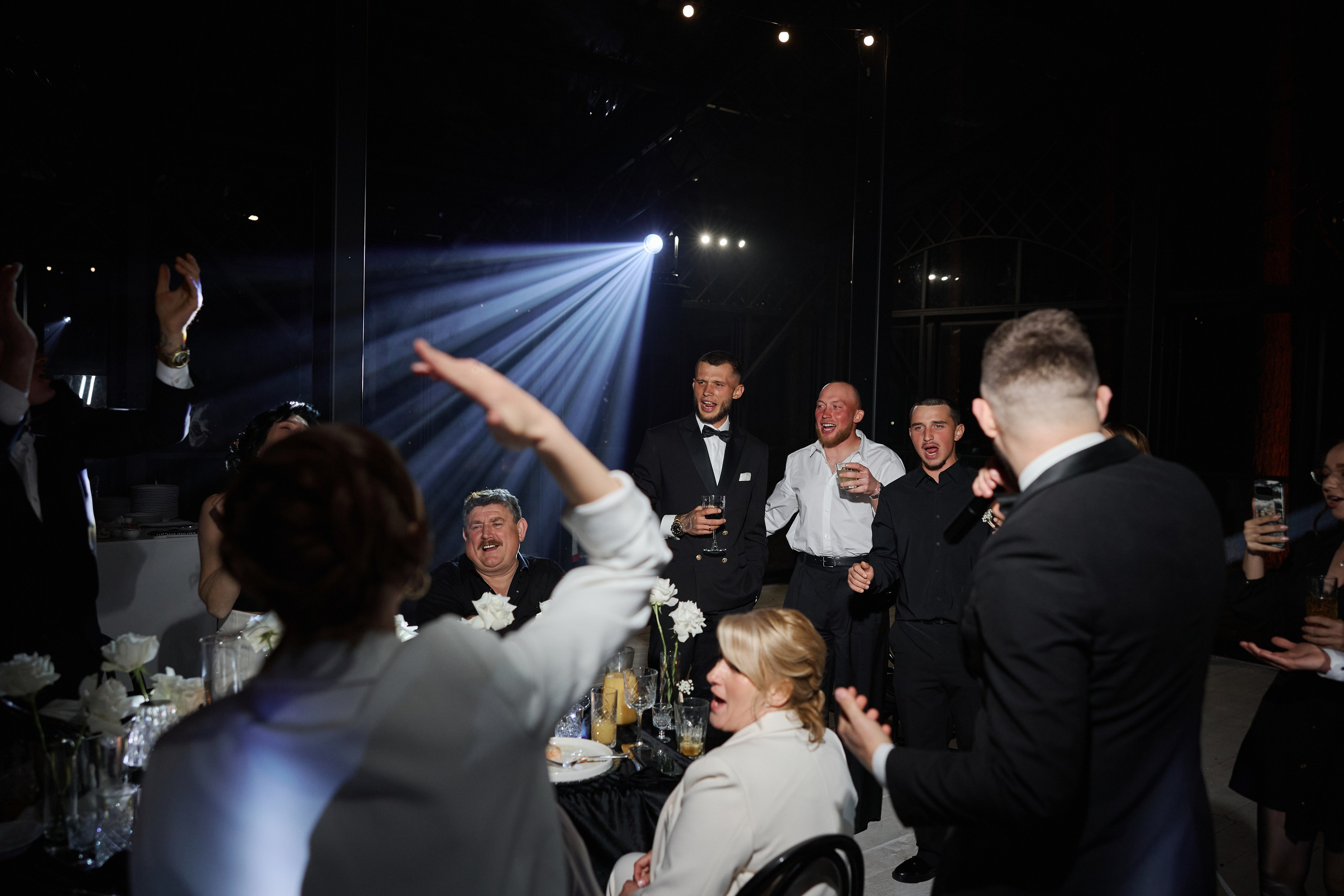 Natalia & Roman. Dworek przy lesie. Fotograf ślubny i rodzinny w Krakowie Yana Klymova
