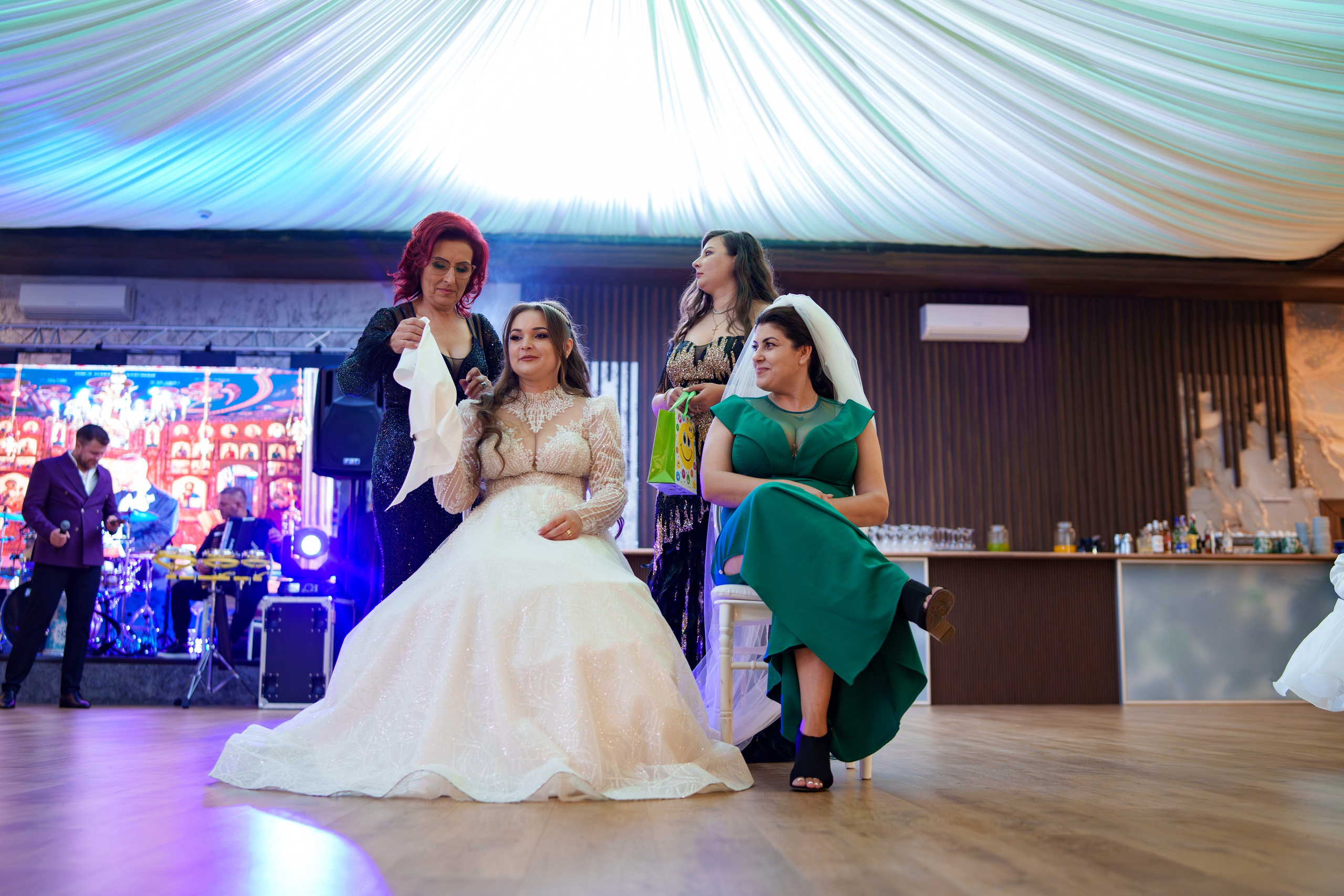 Cosmin & Gabriela. B|P Weddings - Fotograf & Videograf - București||0730017811