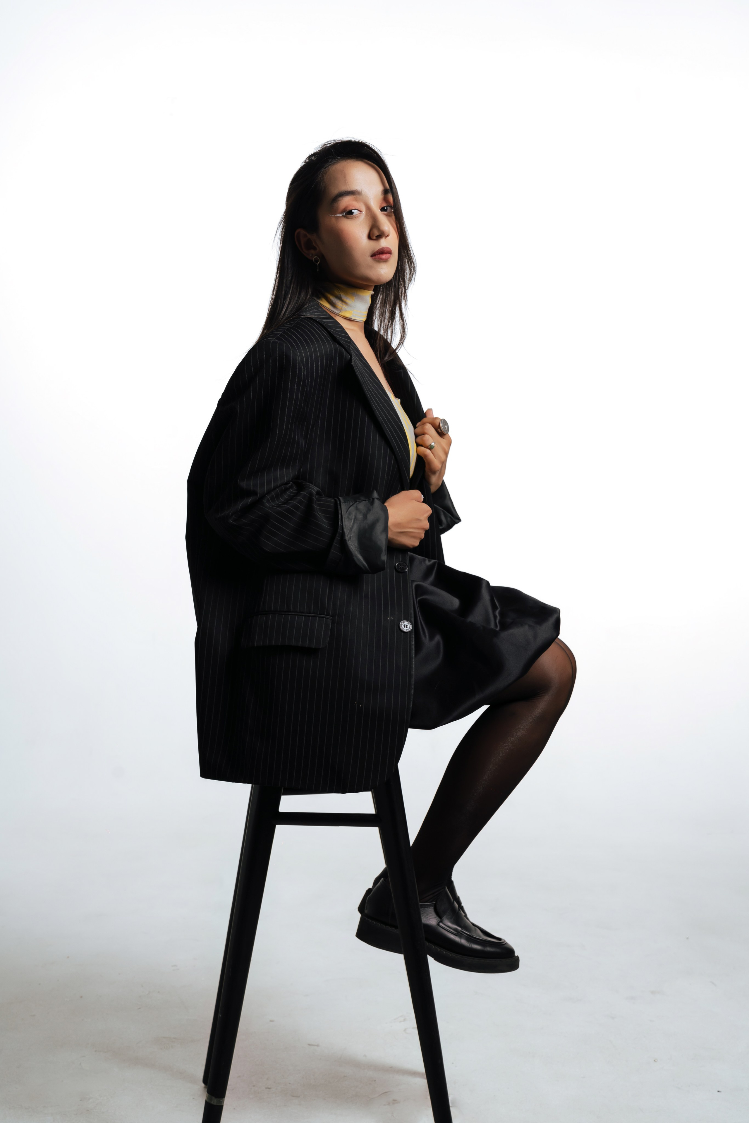 Бизнес-портрет на циклораме в Ташкенте. Фотограф в Узбекистане и Самарканде Джасур Марупов