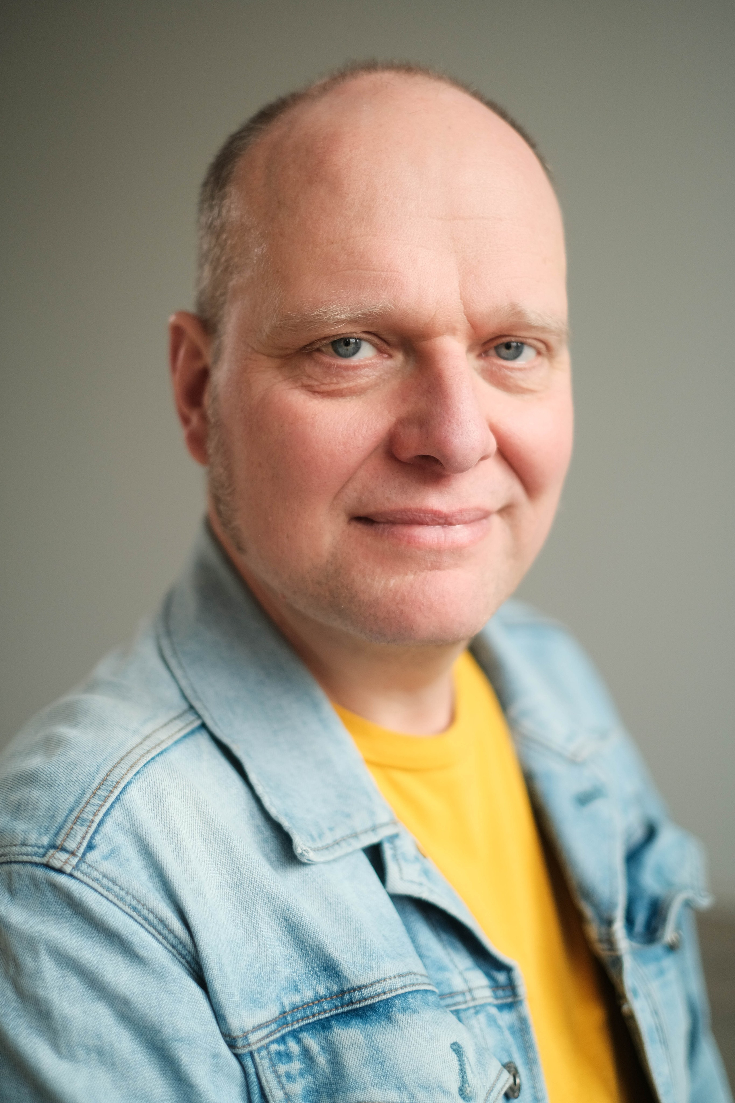 Karsten Kassi Wolf. Schauspielerfotos Berlin | Headshots & Casting-Videos – Acting Photography