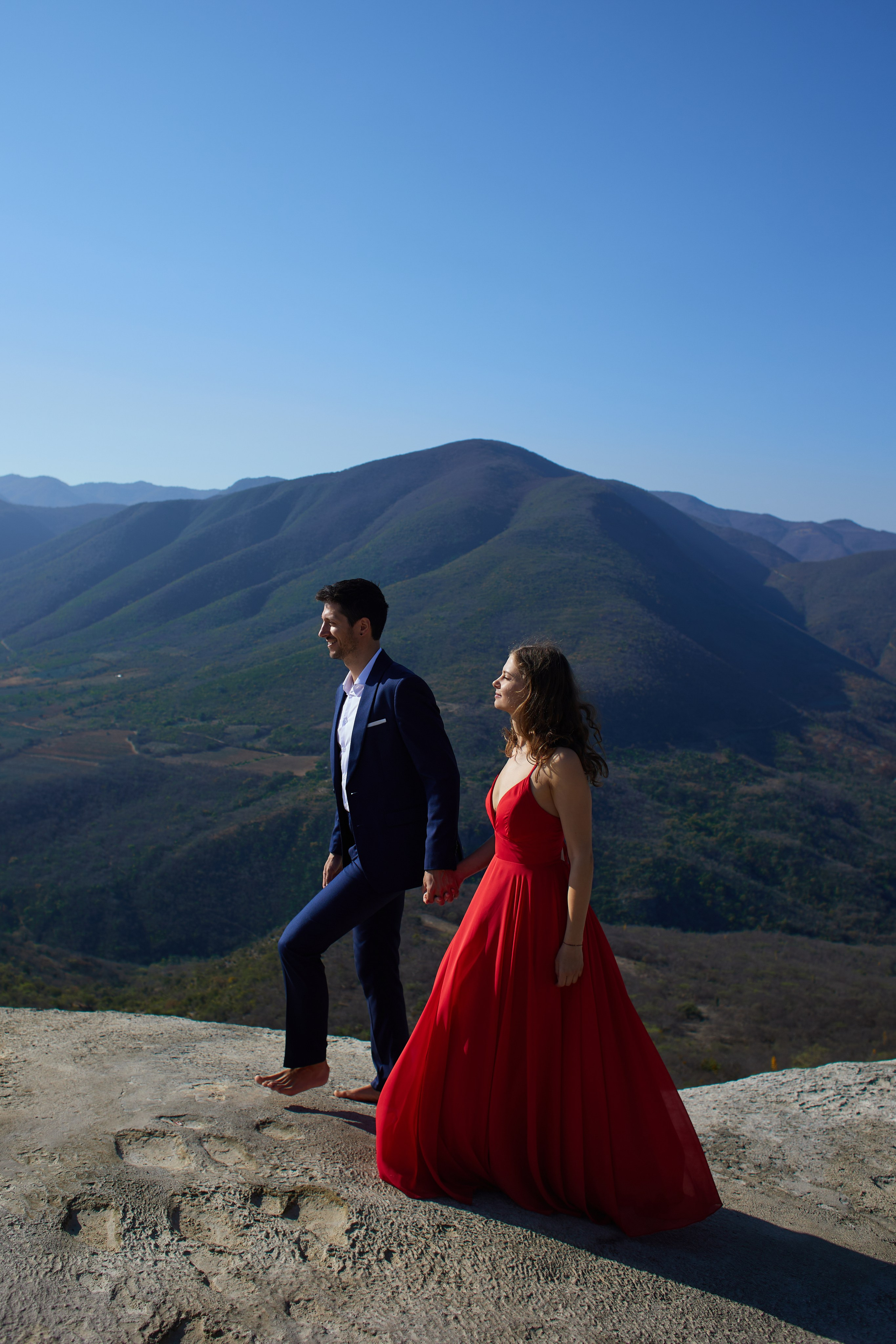 Love in Mexico. Amazing photo session at a time convenient for you. Y