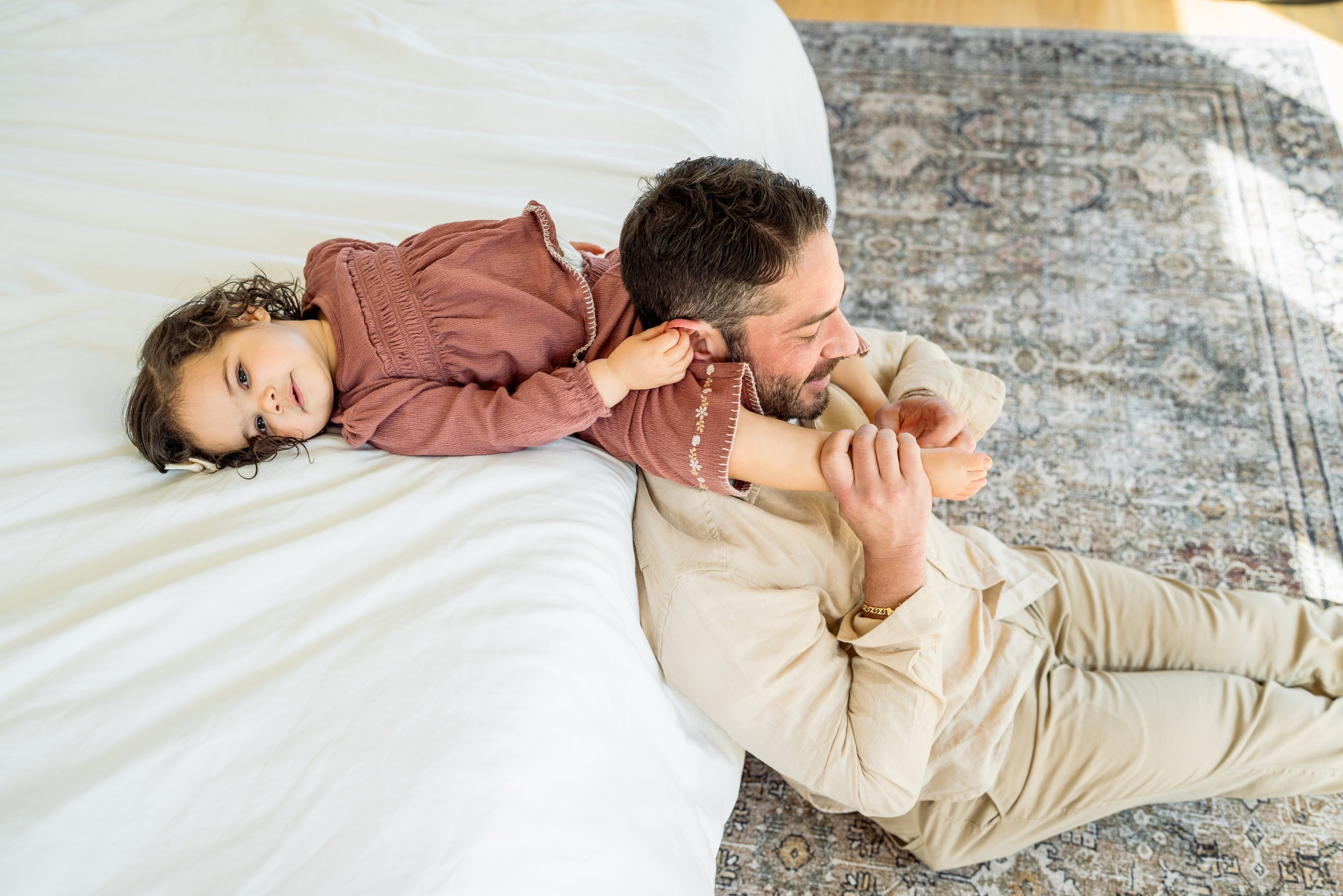 Natasha, Emilia, Brandon, Clara. Alisa Tant — Family and newborn photographer Bucks County, Montgomery county, Philadelphia, NJ
