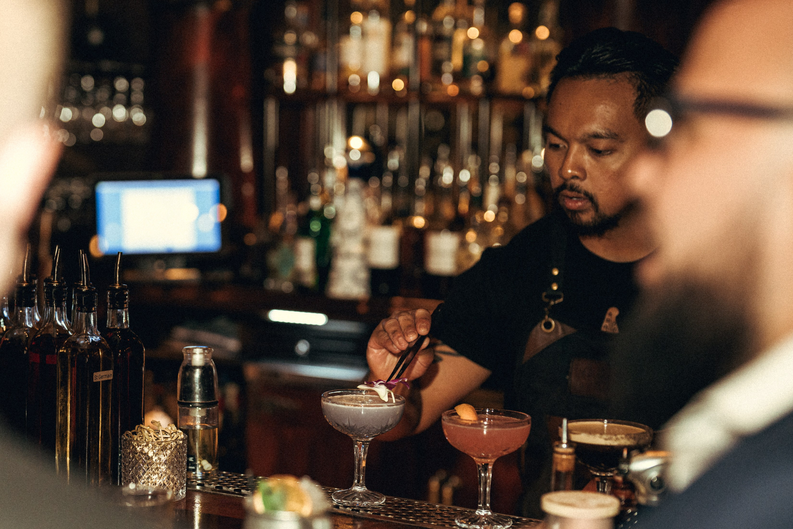 Christina’s bachelor party. Wedding & elopement photographer Viktoriya Kravtsov. Las Vegas