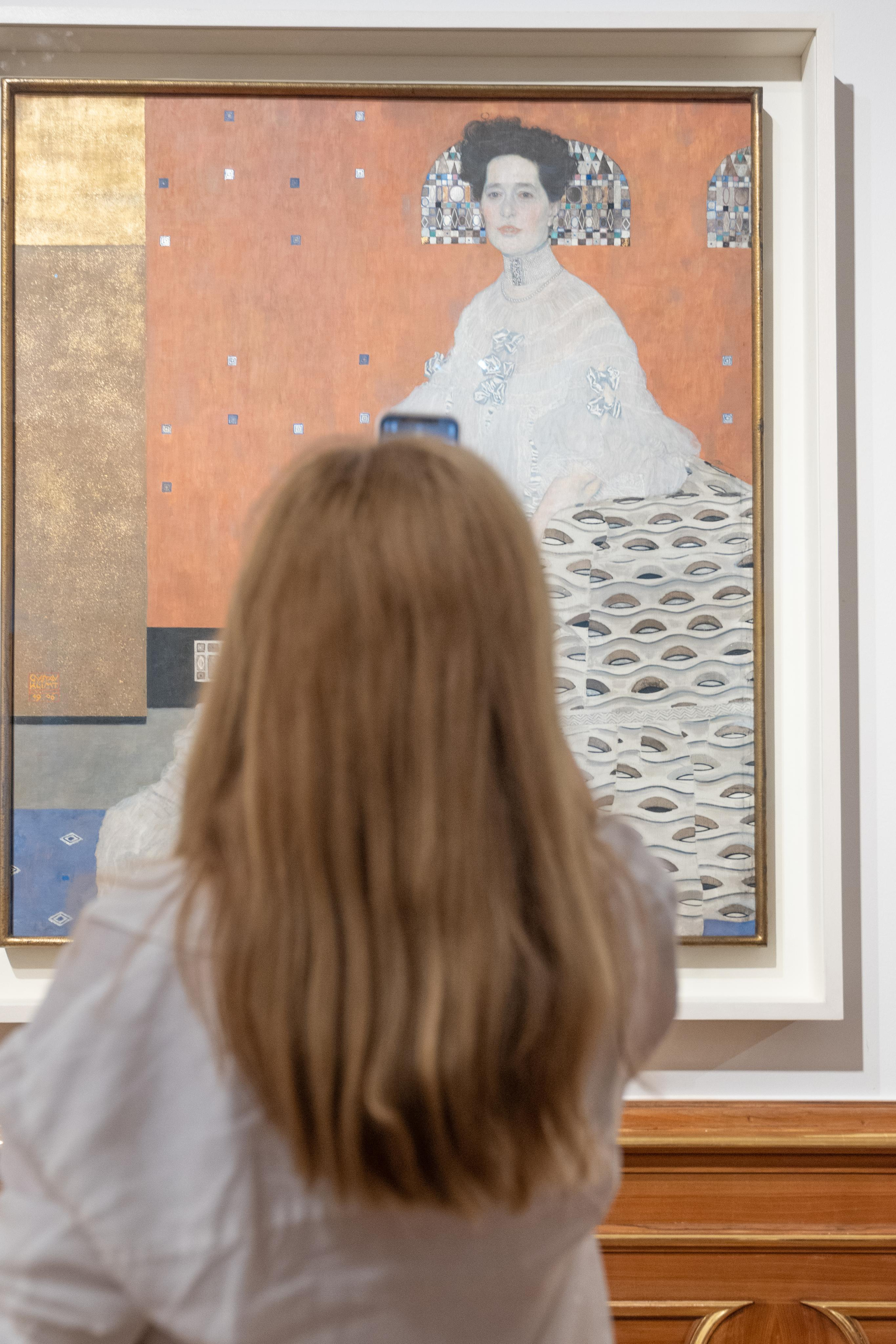 Vienna’s art. Photographer in Lisbon Elena Lialina