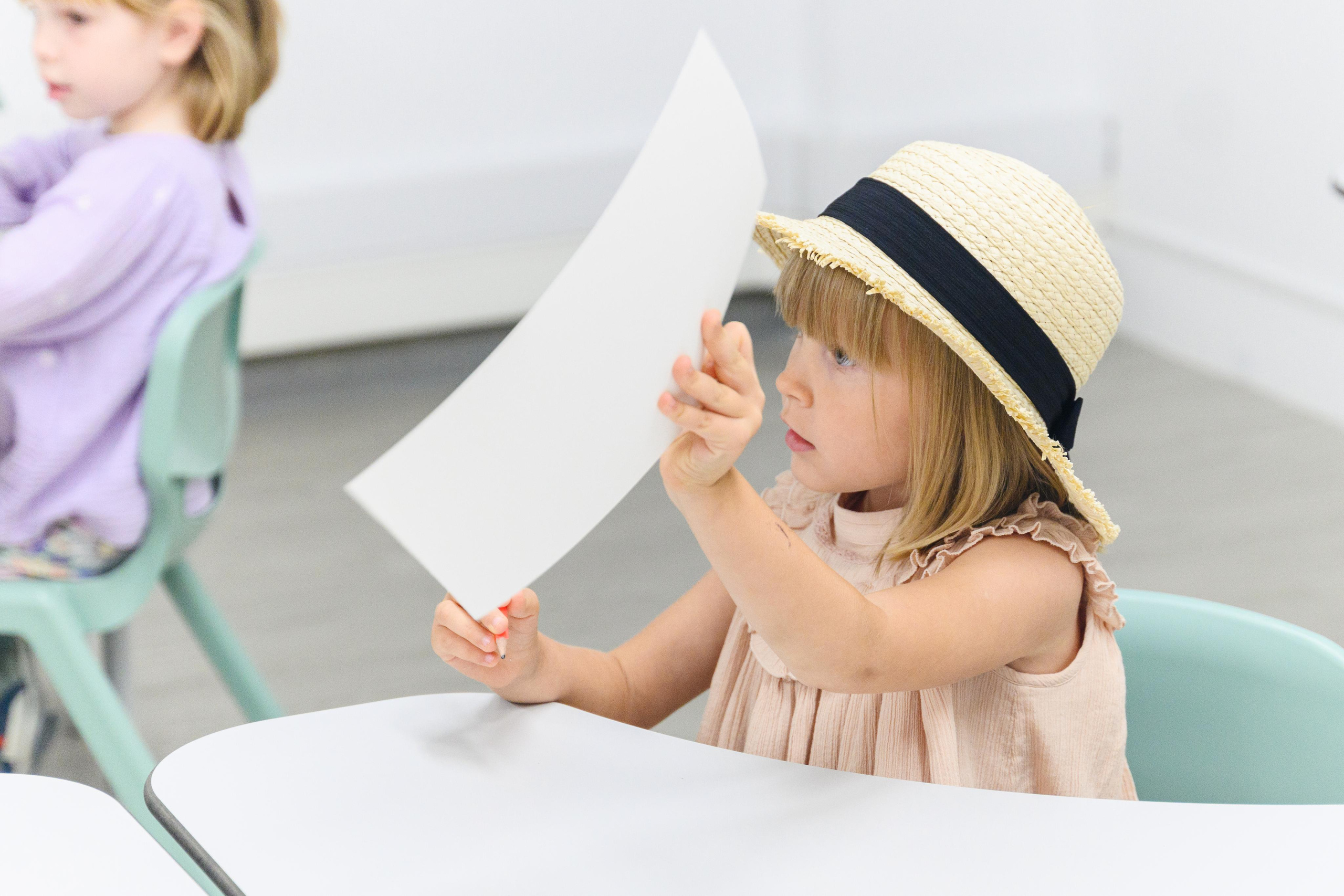 School event. Photographer in Lisbon Elena Lialina