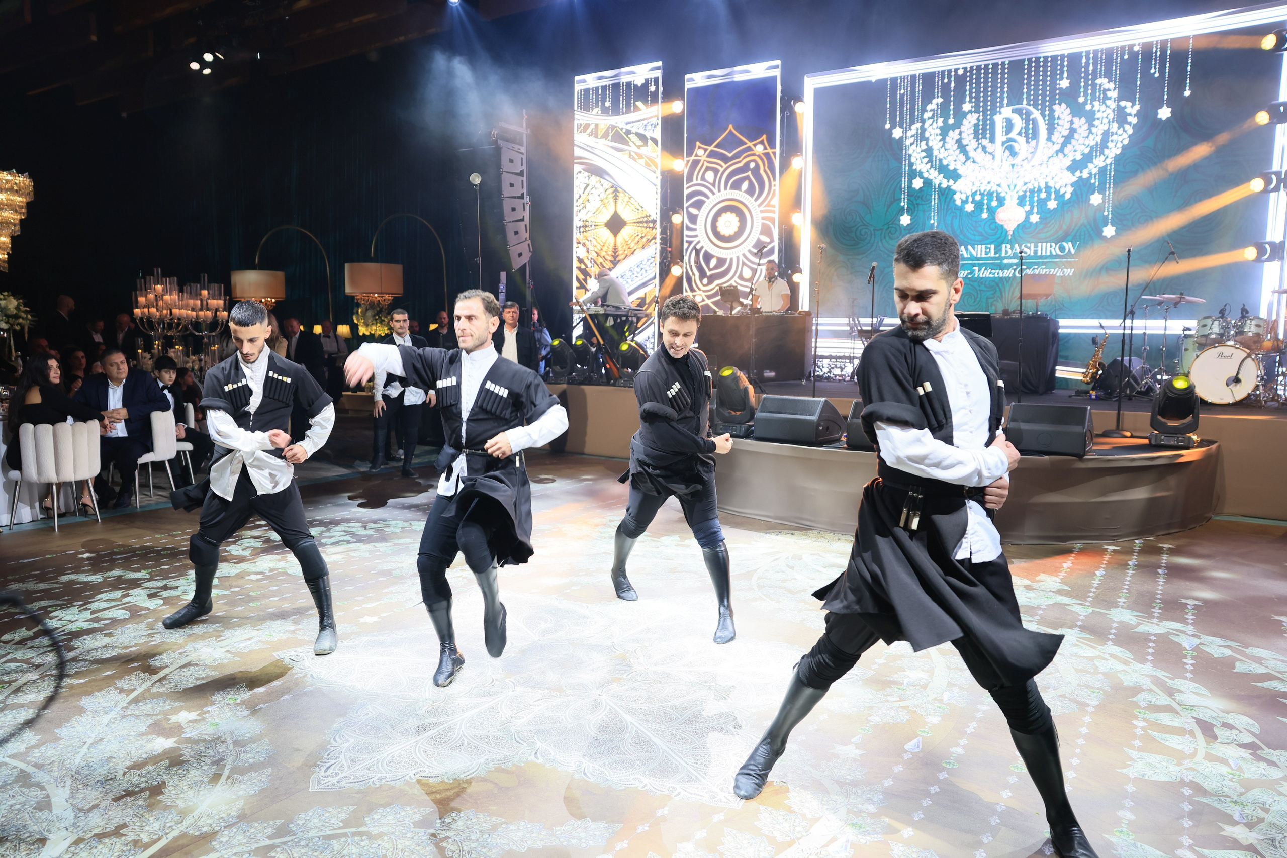 DANIEL. Фотографы на свадьбы и мероприятия Студия «Шалом»