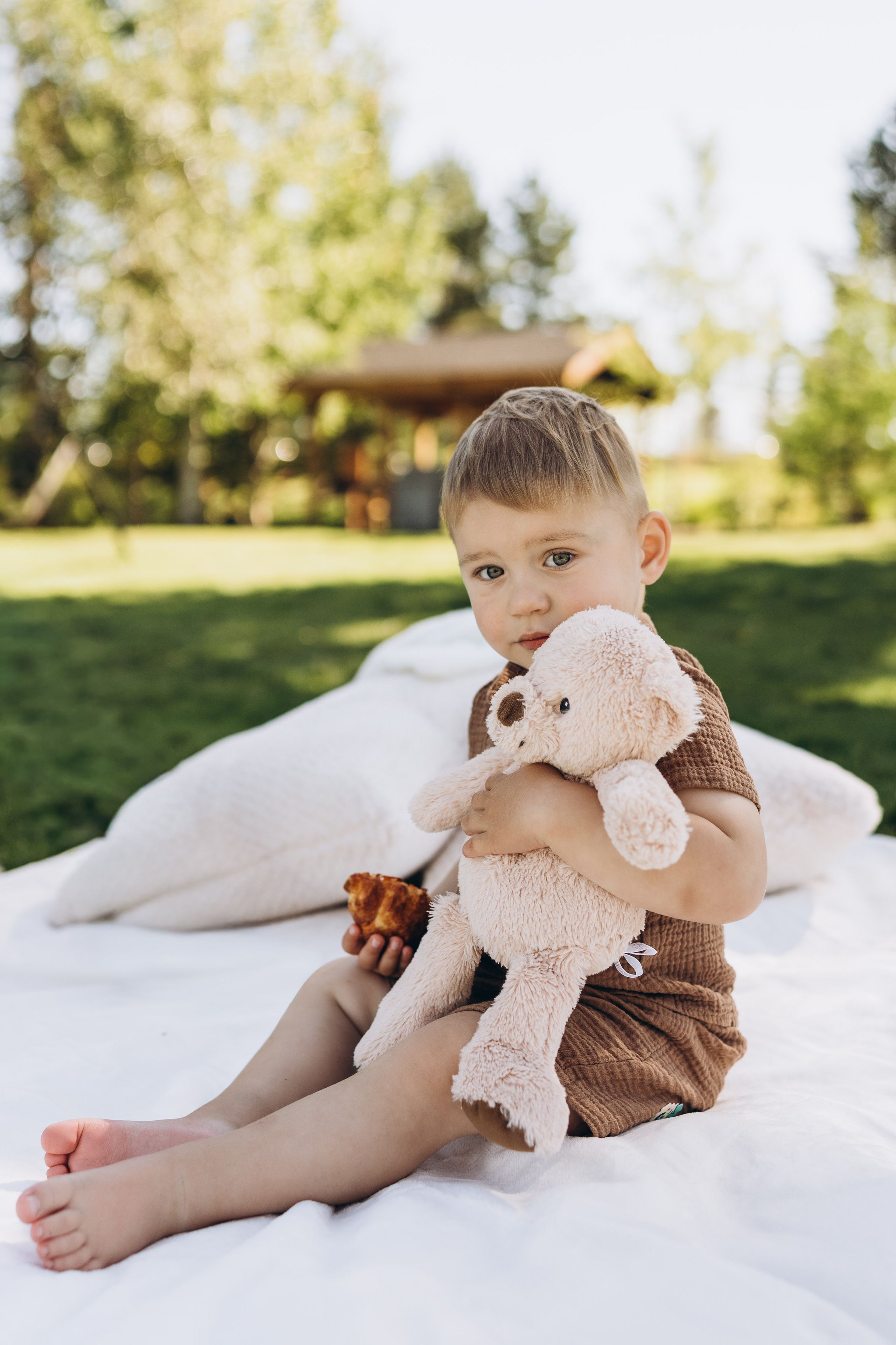 Max. Calgary Wedding & Lifestyle Photographer — Yevhen Polishchuk