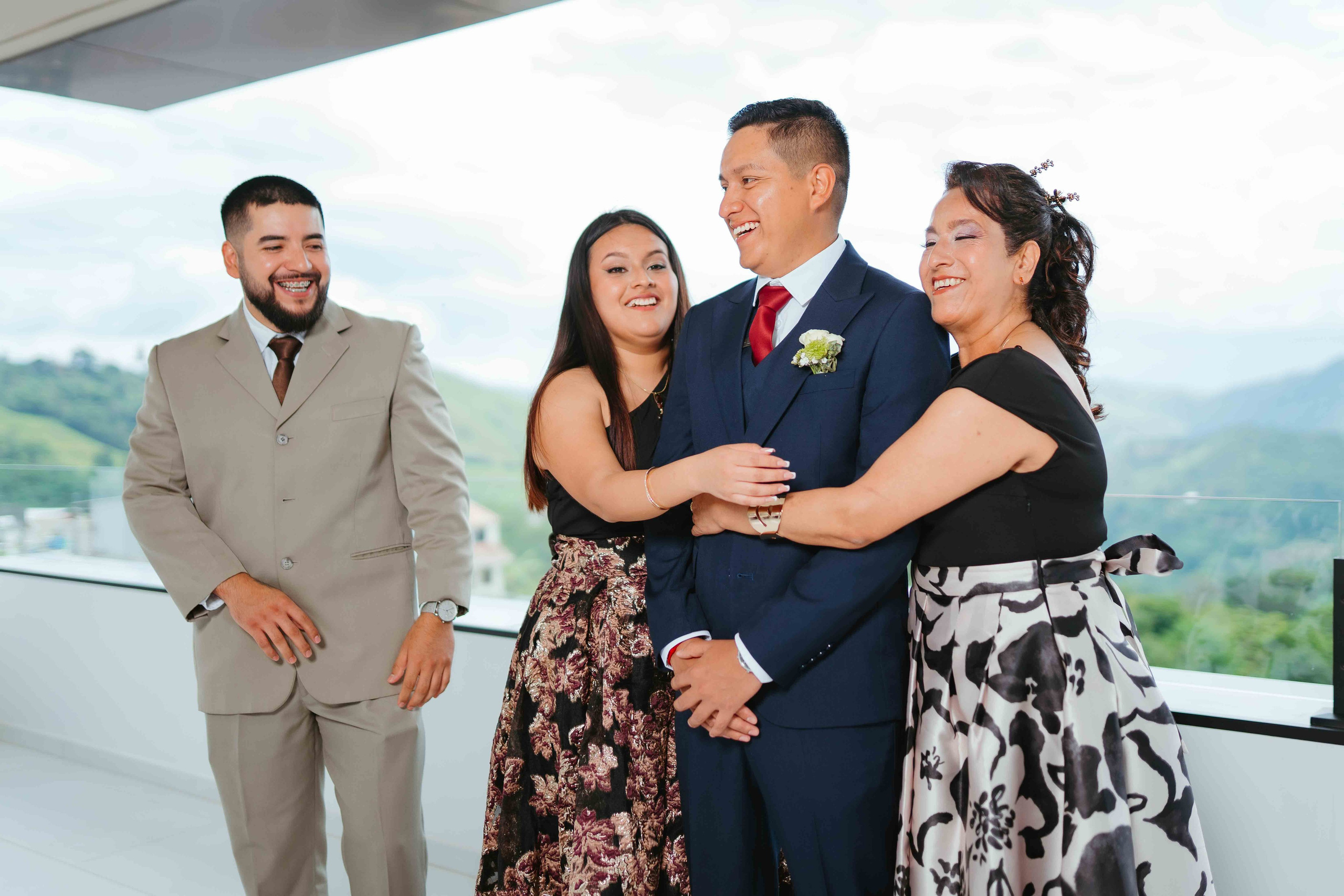 Jennifer y Vladimir. Fotógrafo de bodas en Loja Ecuador | Piero Alvarez PH