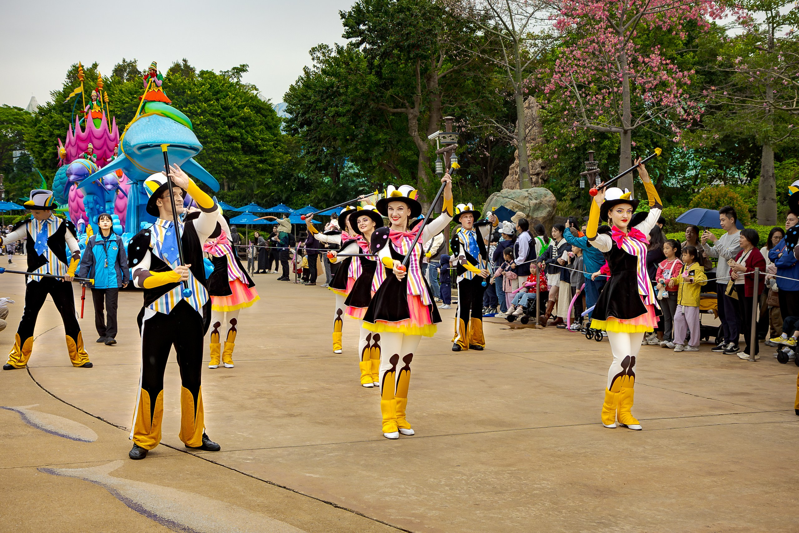 Дневной парад новогодняя версия