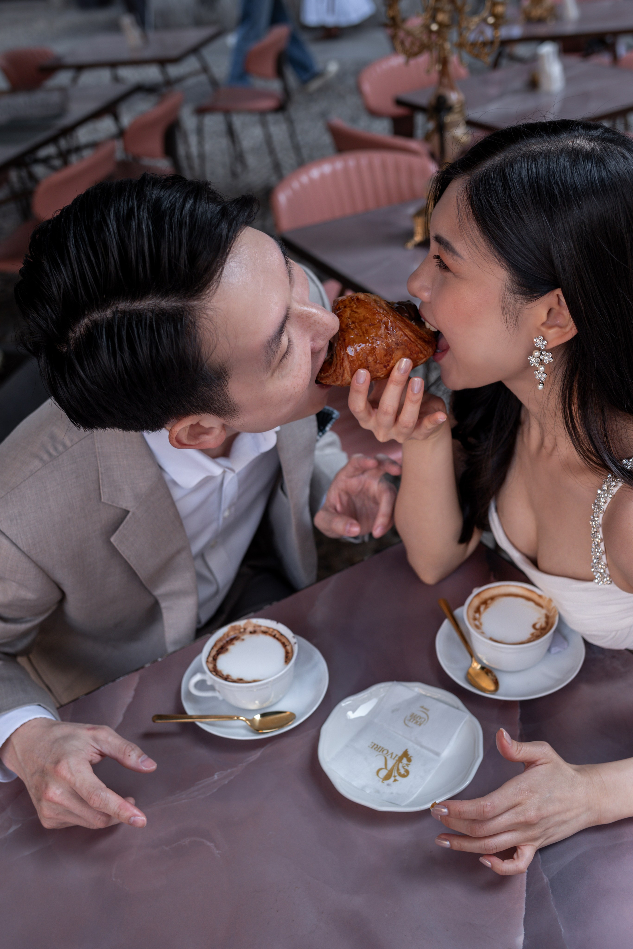 Walk in Milan. Photographer in Milan |Mila Pro Photo