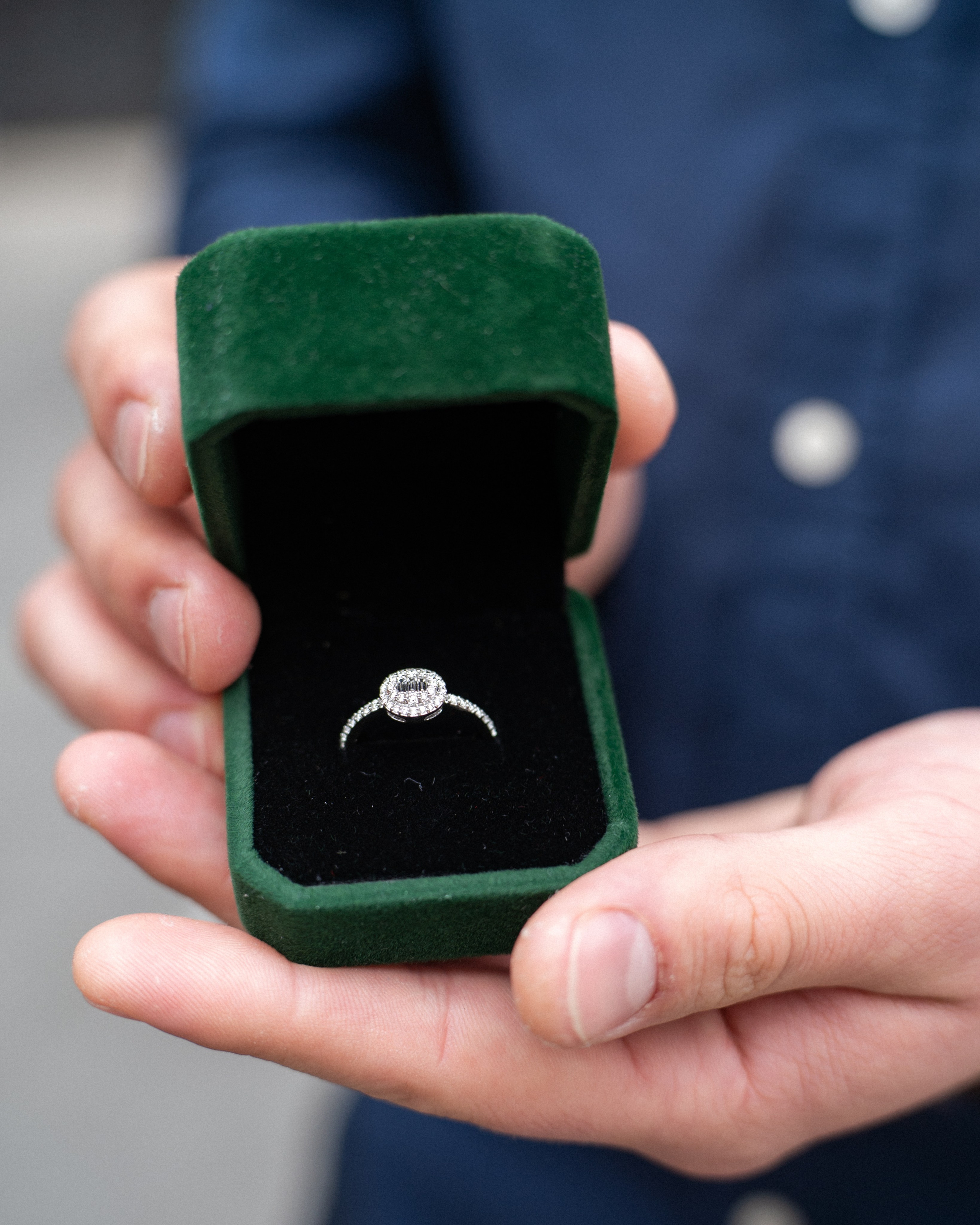 Marriage Proposal in Madrid historic Center. Photographer in Madrid, Spain. Alyona Belyaninova
