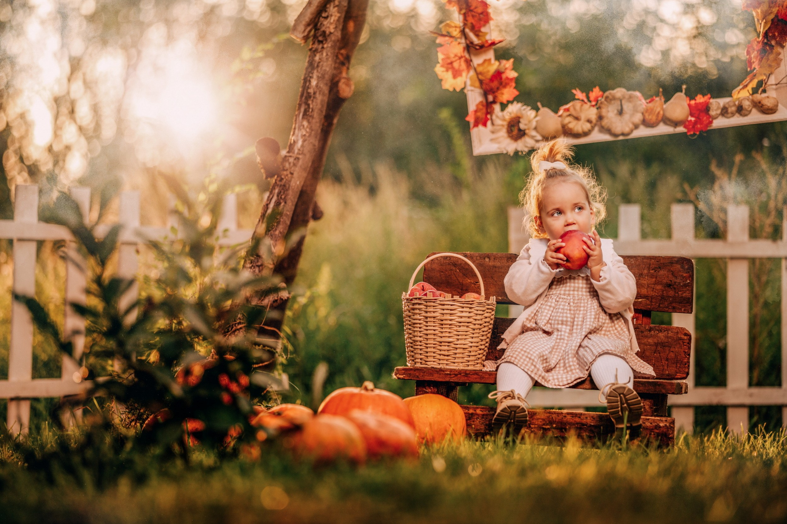 DEČIJA FOTOGRAFISANJA. Fotografi iz Backog Petrovca David i Andrea Stojanovic