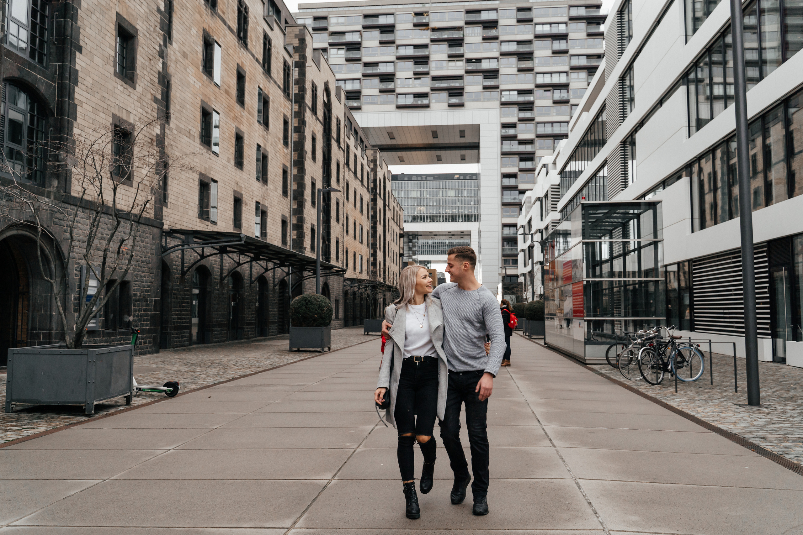 A beautiful couple in Cologne. Wedding Photographer Germany