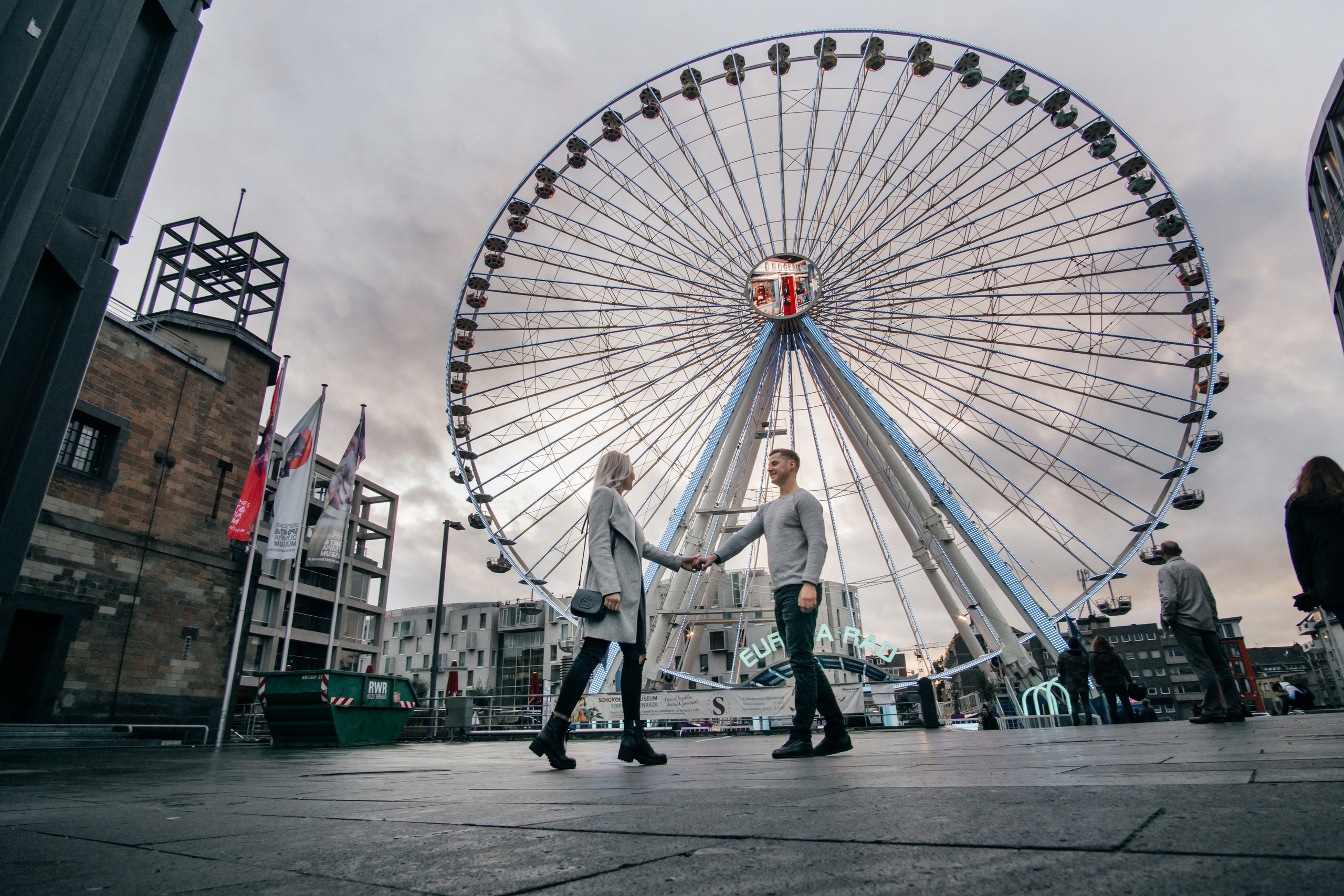 A beautiful couple in Cologne. Wedding Photographer Germany