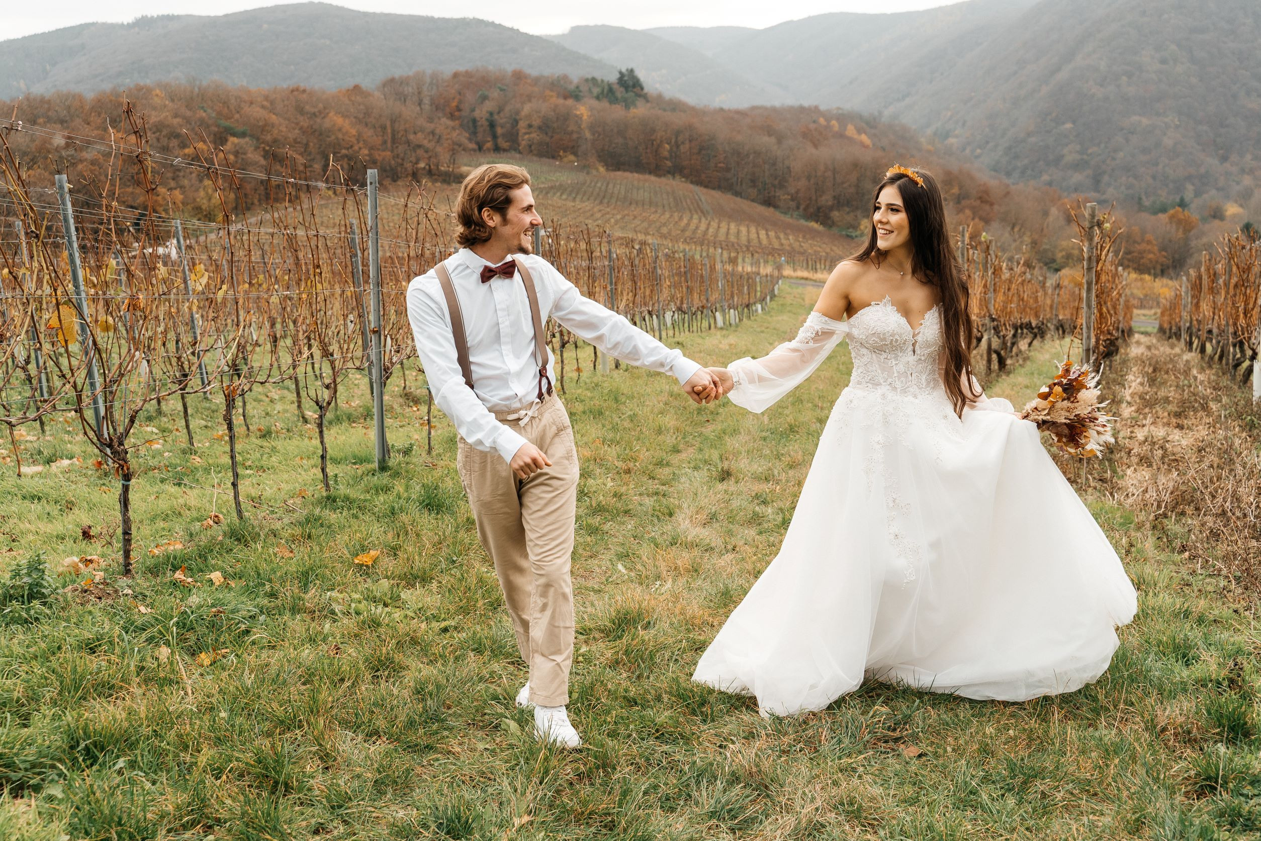 Bohohochzeit in Ahrweiler. Hochzeitsfotograf für Moers, Niederrhein, Düsseldorf, NRW und Deutschland