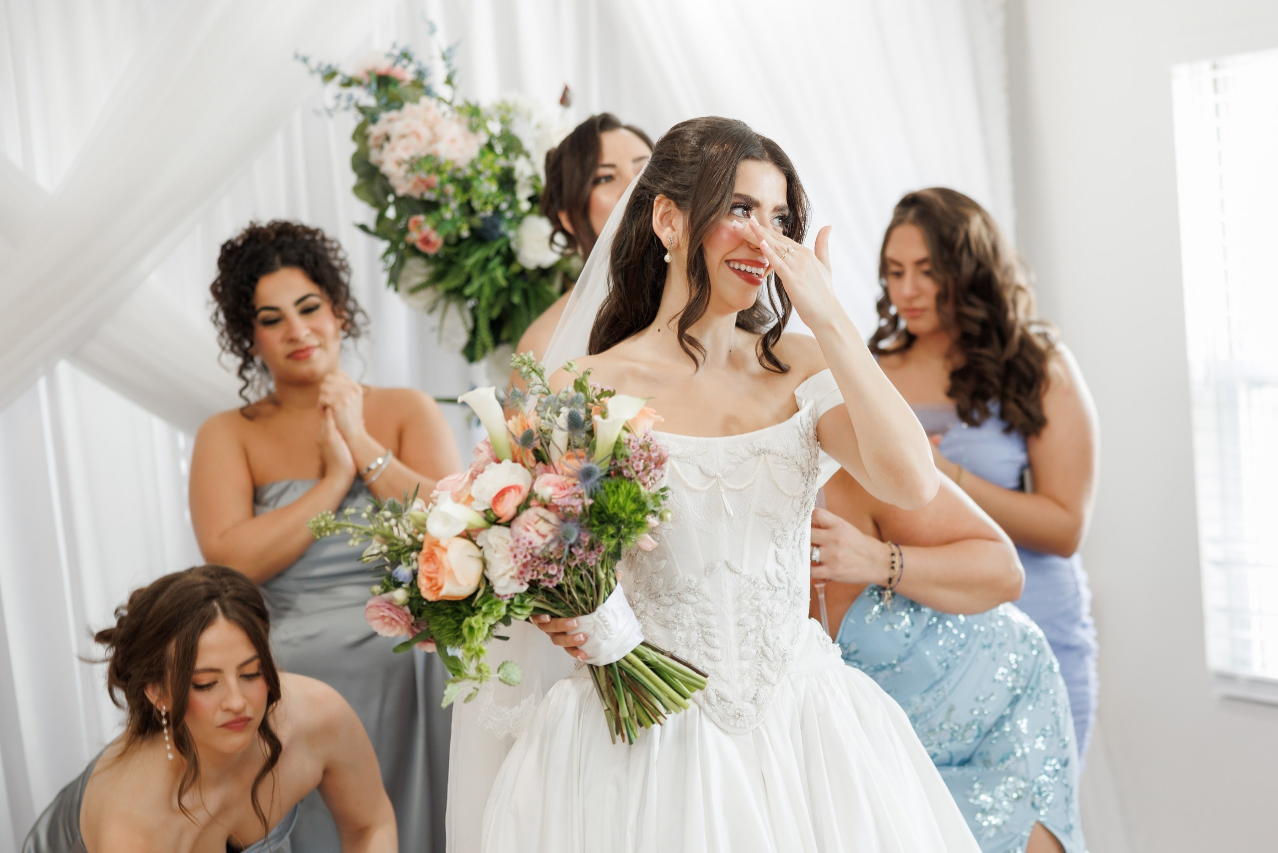 Jewel and Geovany. Wedding Photo & Video