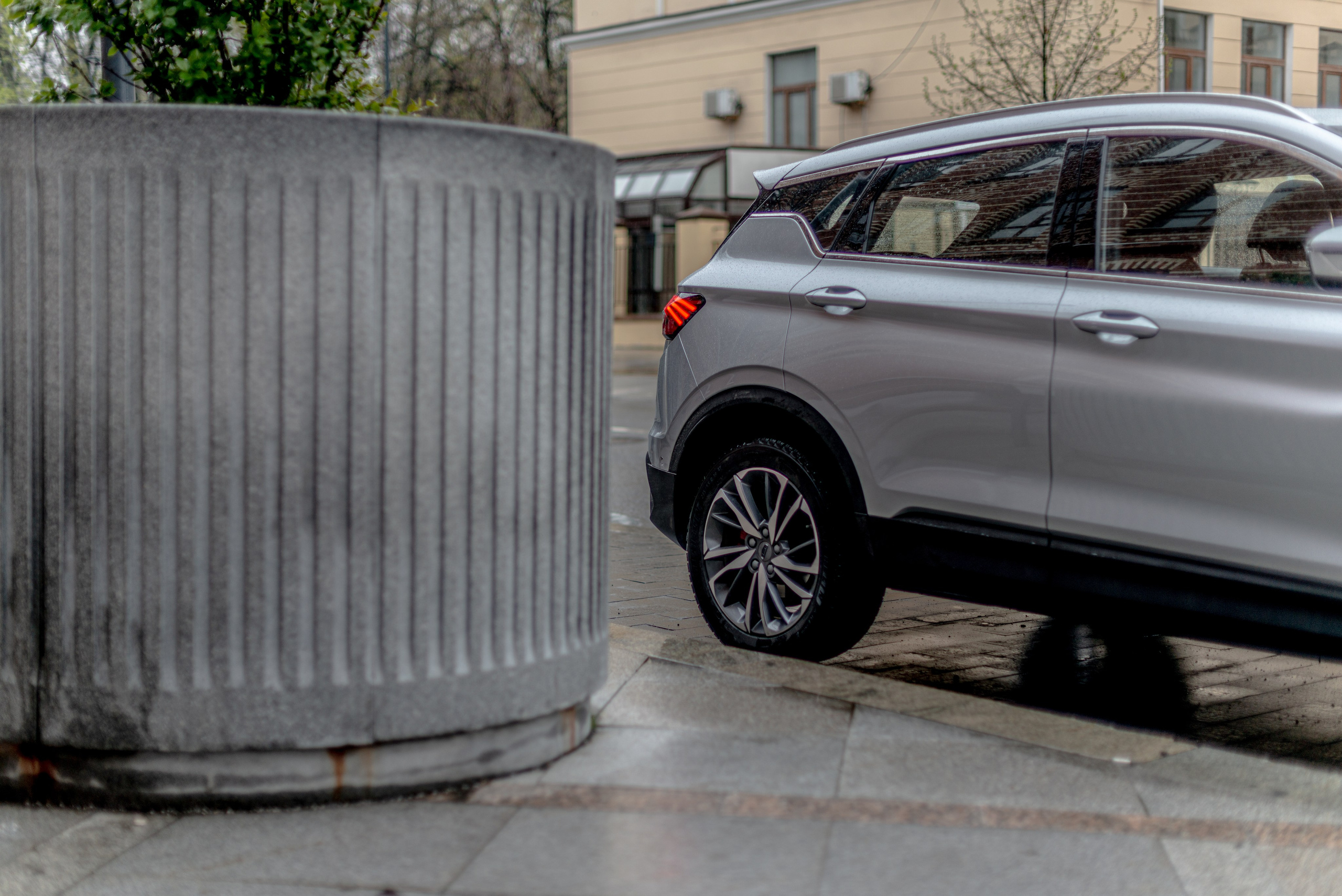 Фотосъемка автомобиля Geely Coolray. ФОТОГРАФ МЕКСИКА КИНТАНА-РОО