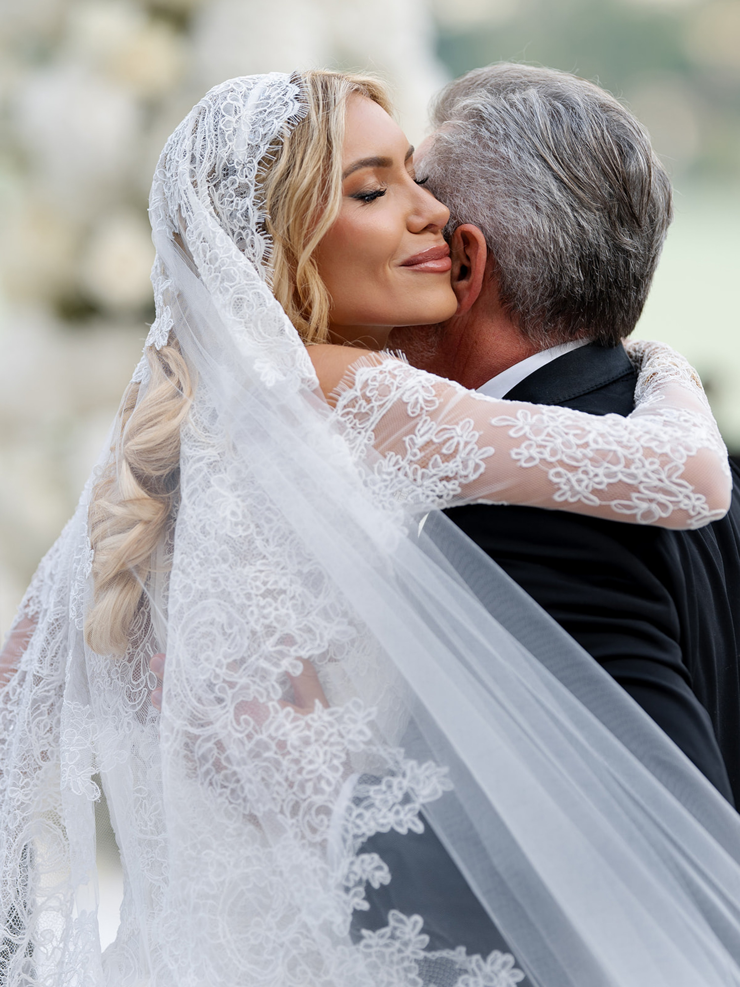 Bakasphoto wedding and lifestyle photography Latvia and Worldwide