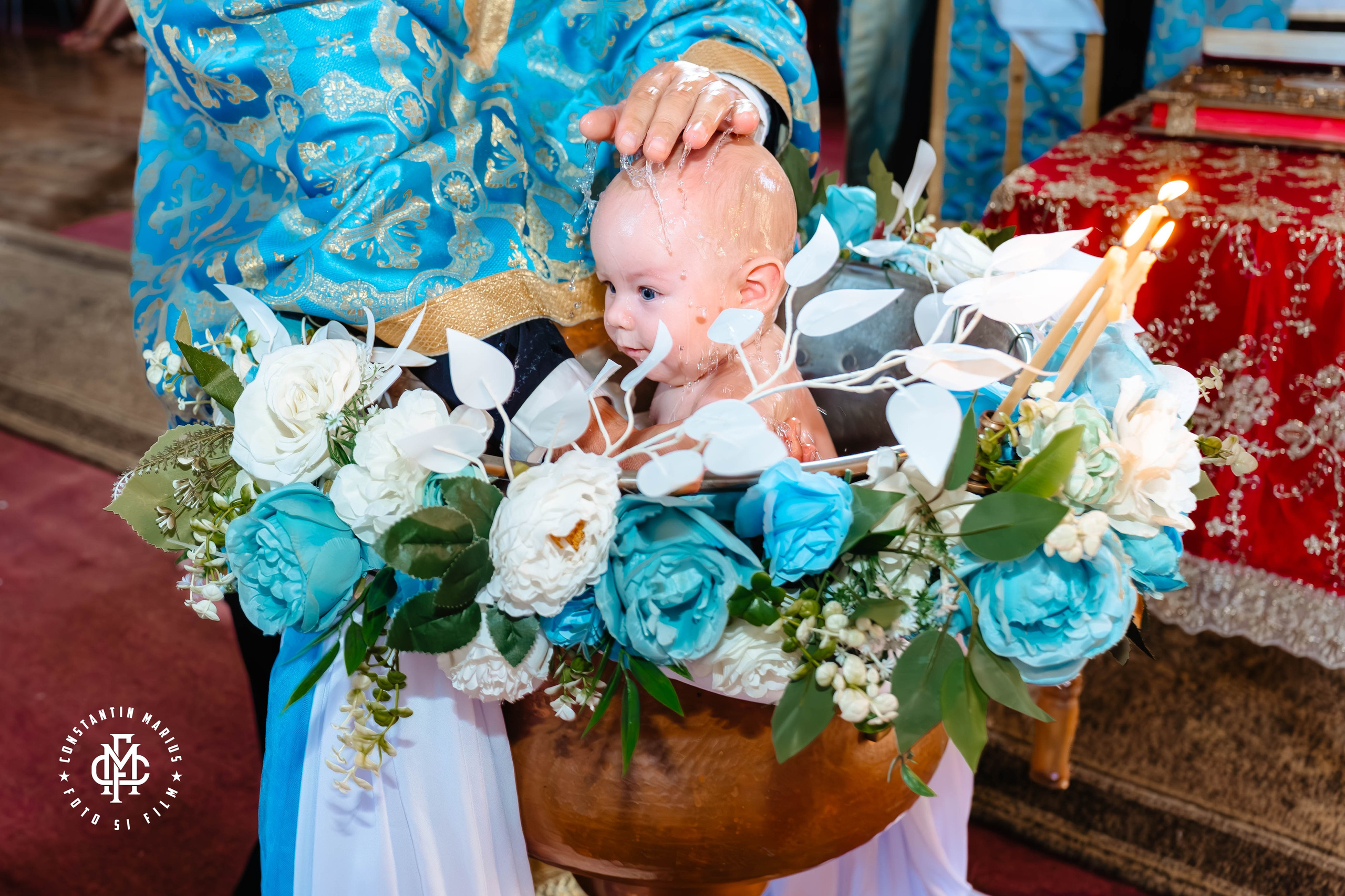 BAPTISM PHOTOGRAPHY. DESPRE NOI