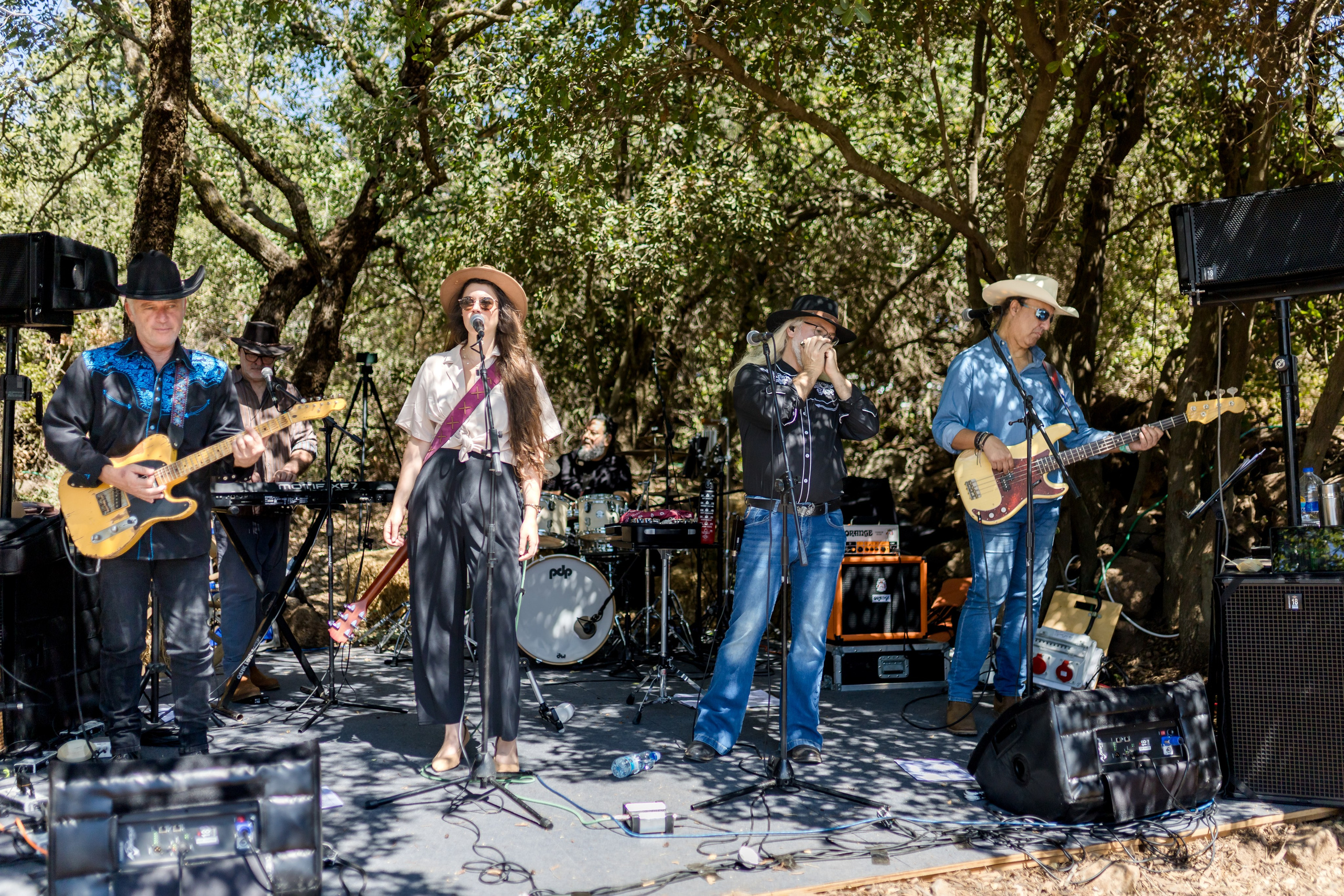 Eden & Raz. AMIR BUCHNIK PHOTOGRAPHER