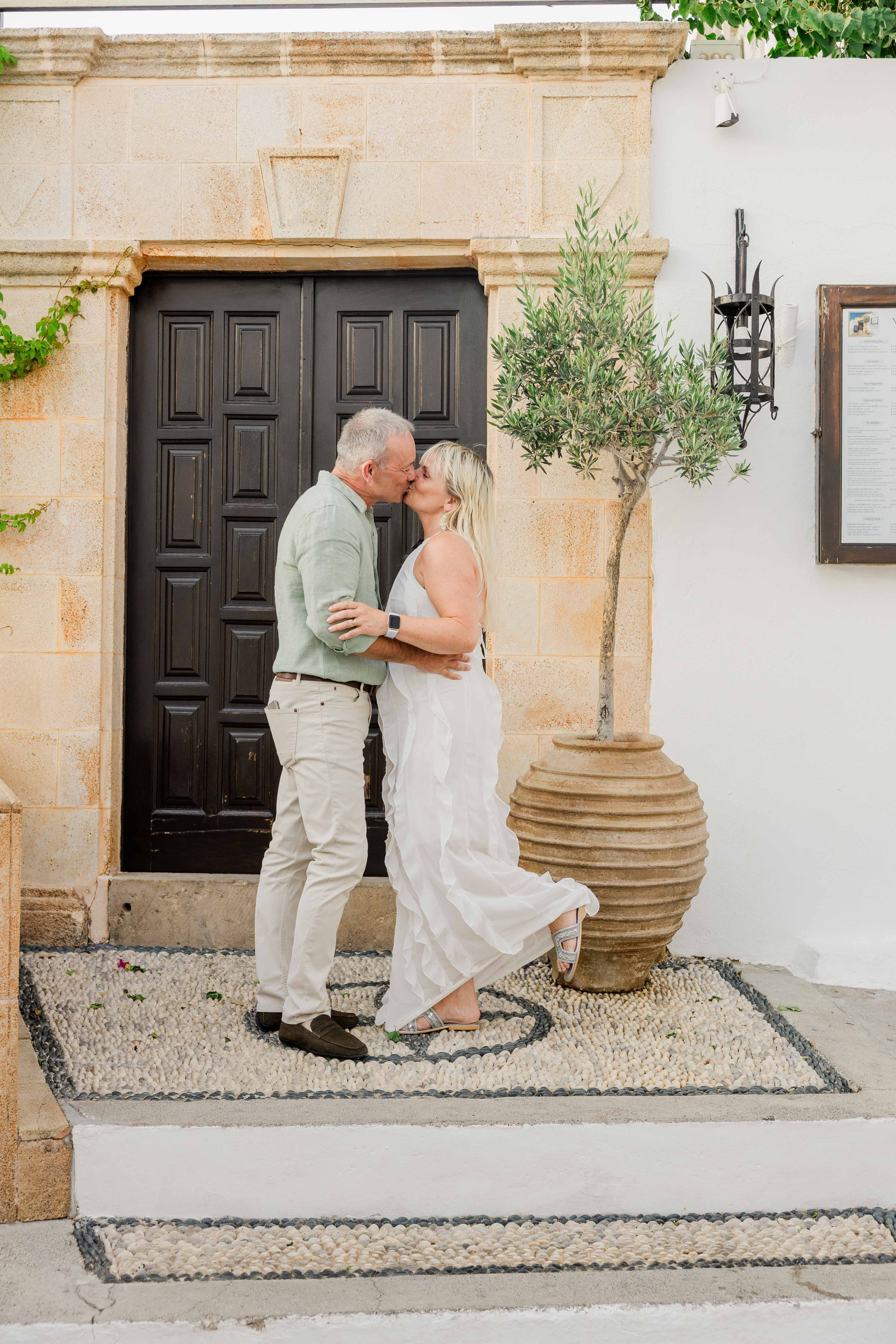A walk to Lindos with Rob & Louise!. Photography in Rhodes