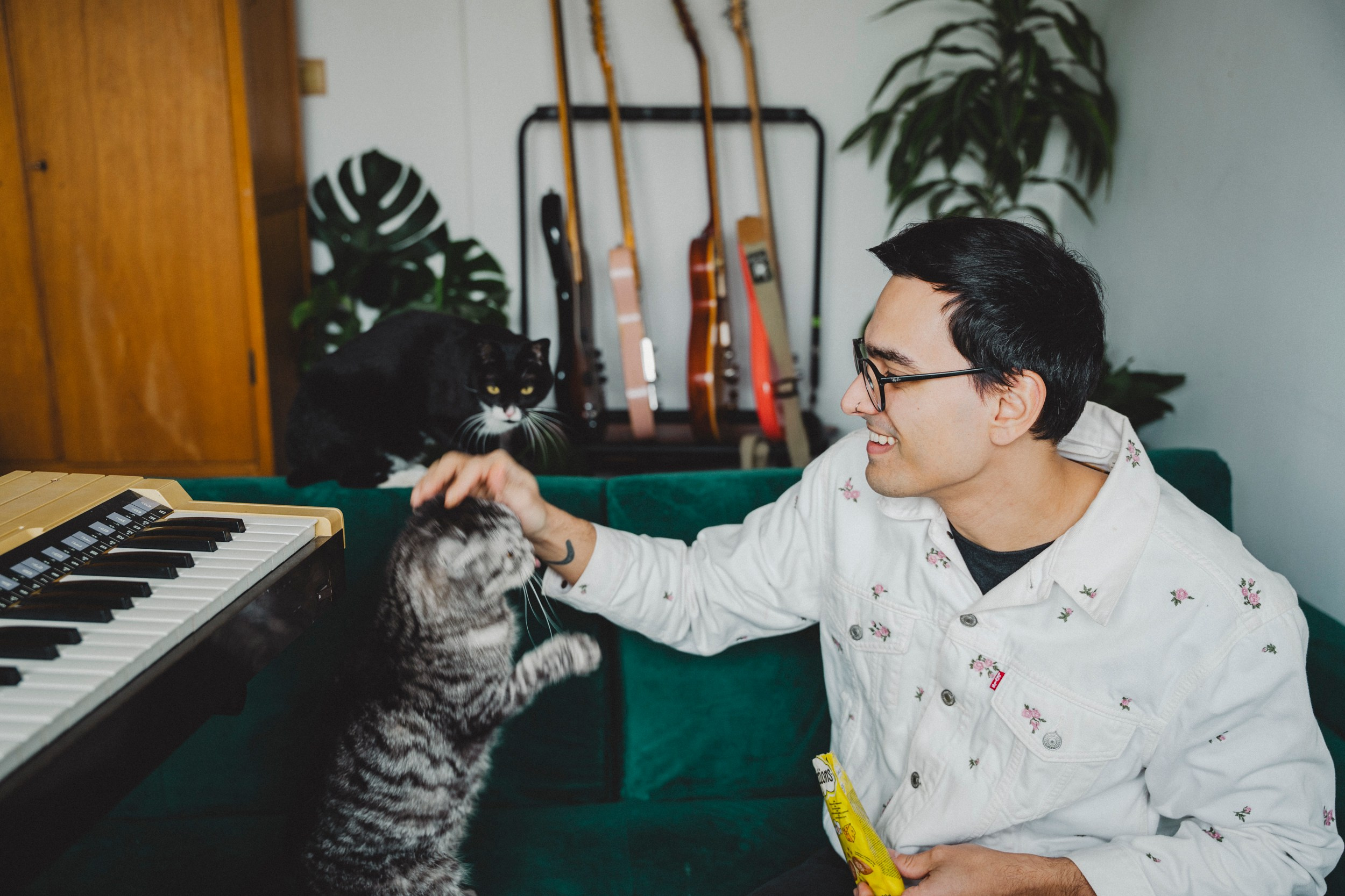 About Cat Café Records | Lofi Music Label. Cat Café Records — Lofi Music Record Label
