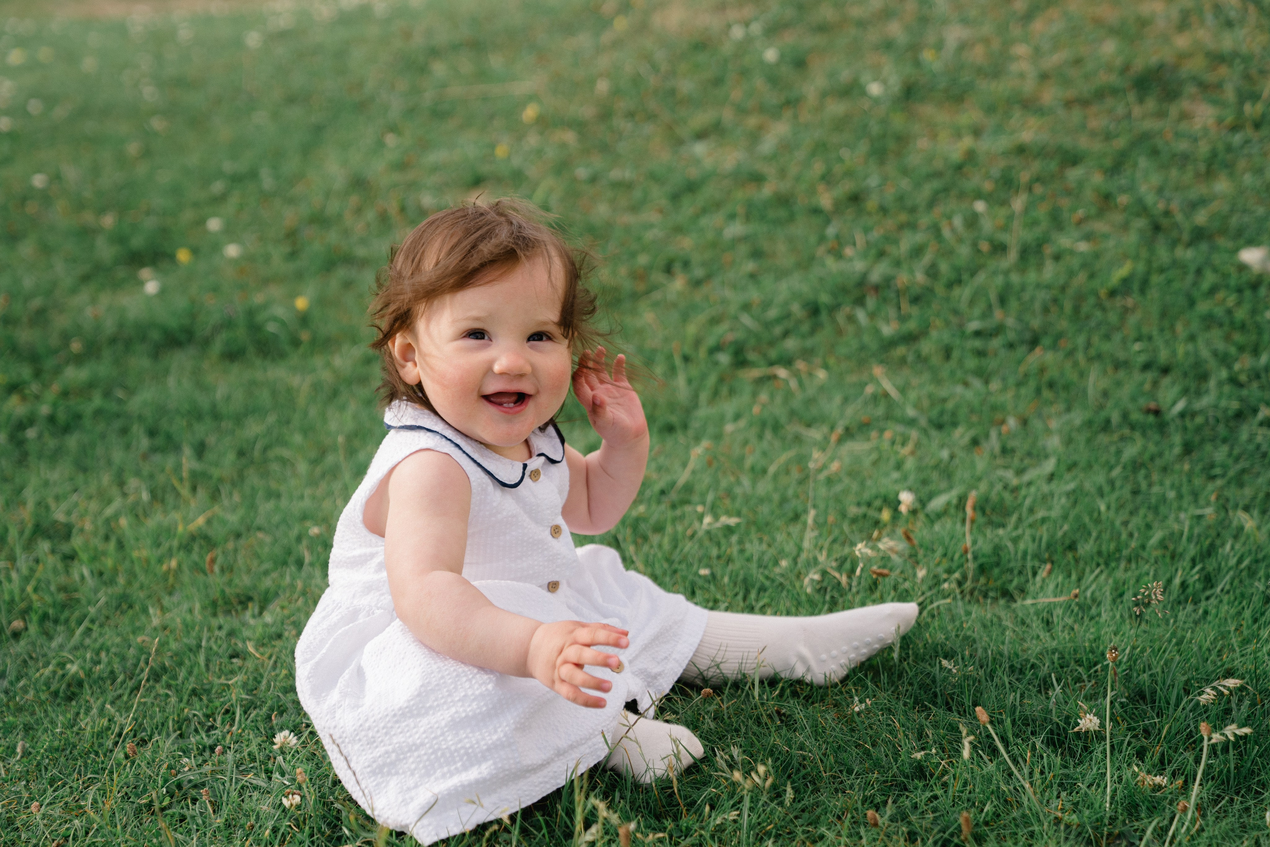 Darya and Mia at the ocean. Wedding and family photographer Ireland