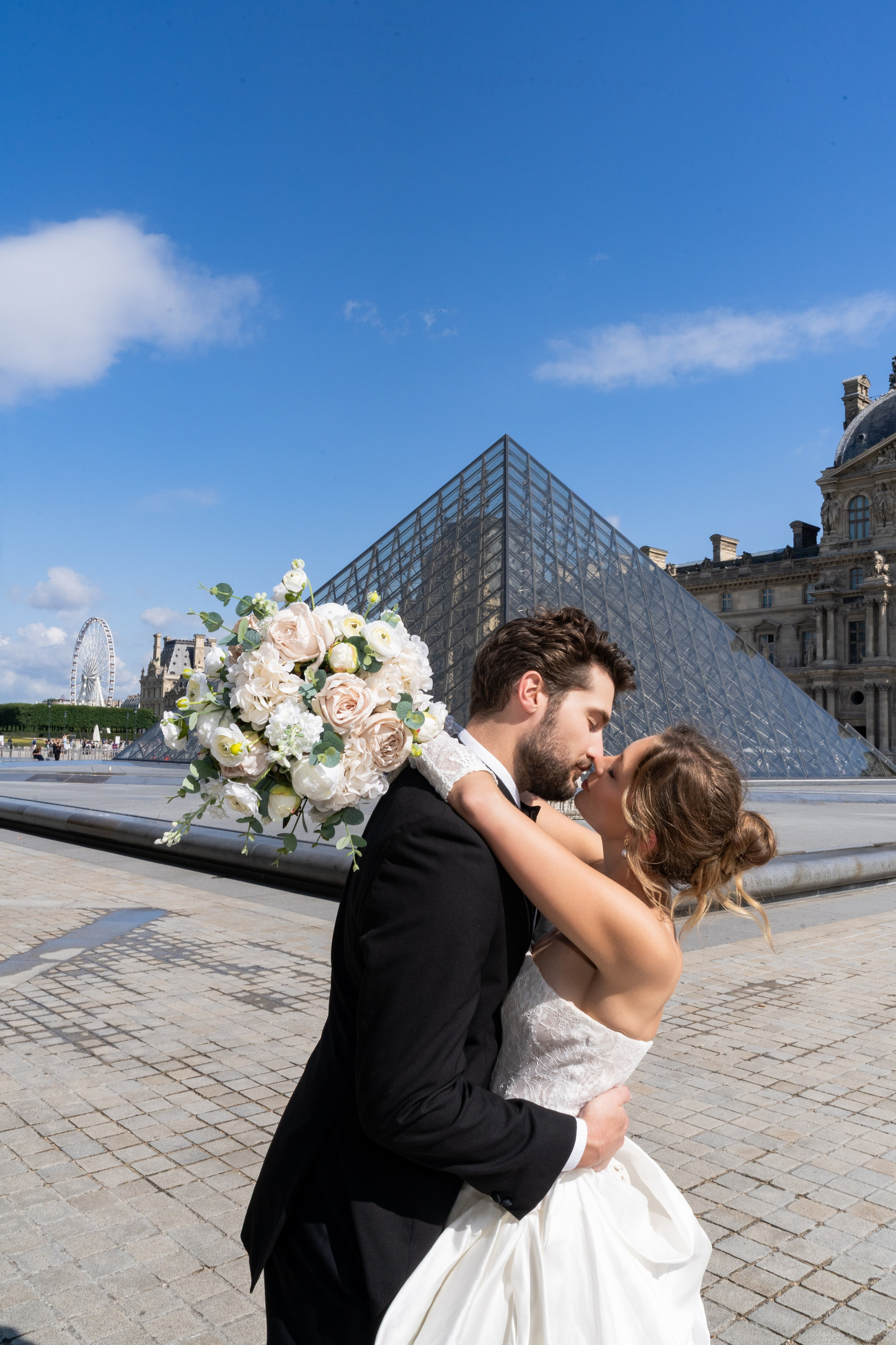 Paris Engagement Session. SL Wedding Photo: ponadczasowa fotografia ślubna | Wrocław & Europa