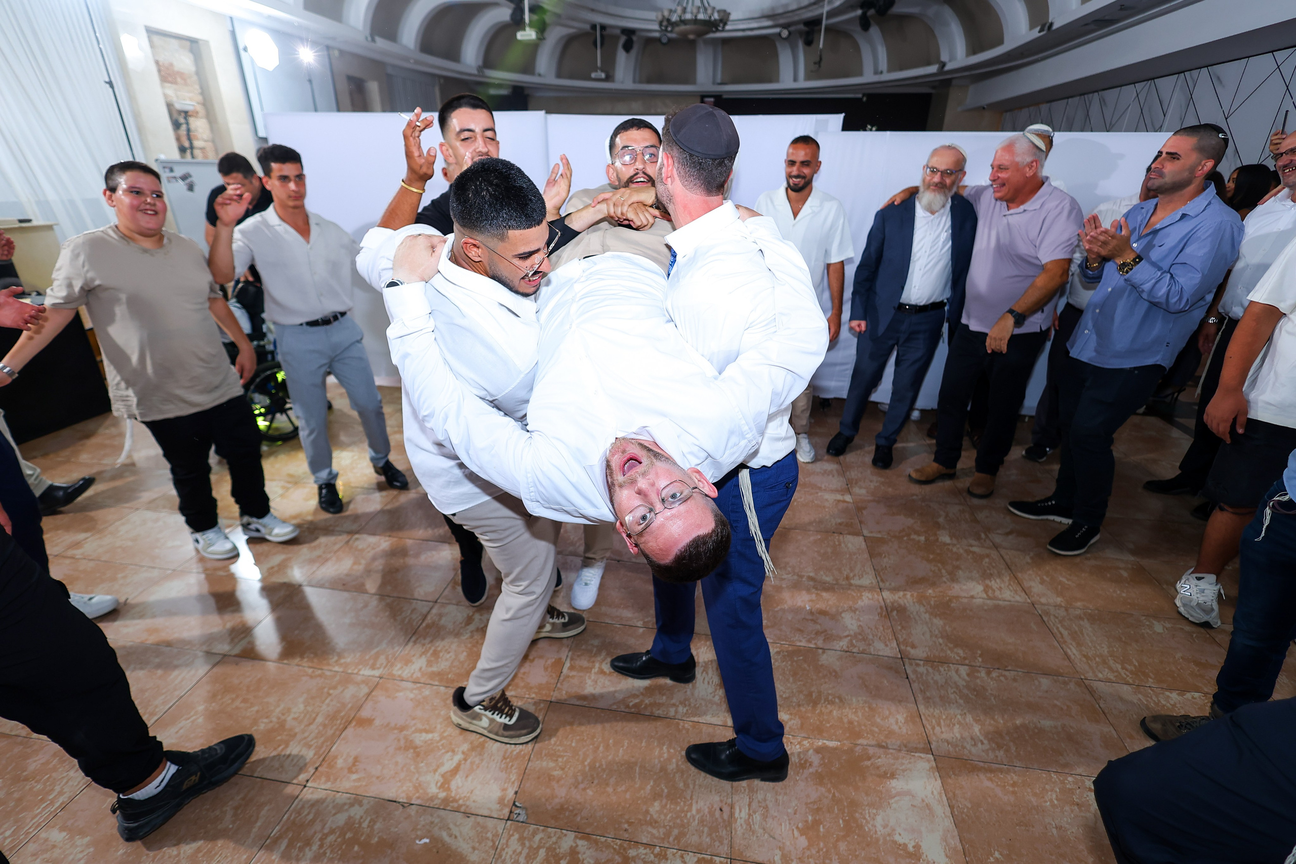 L & A. משה מנשה צלם חתונות