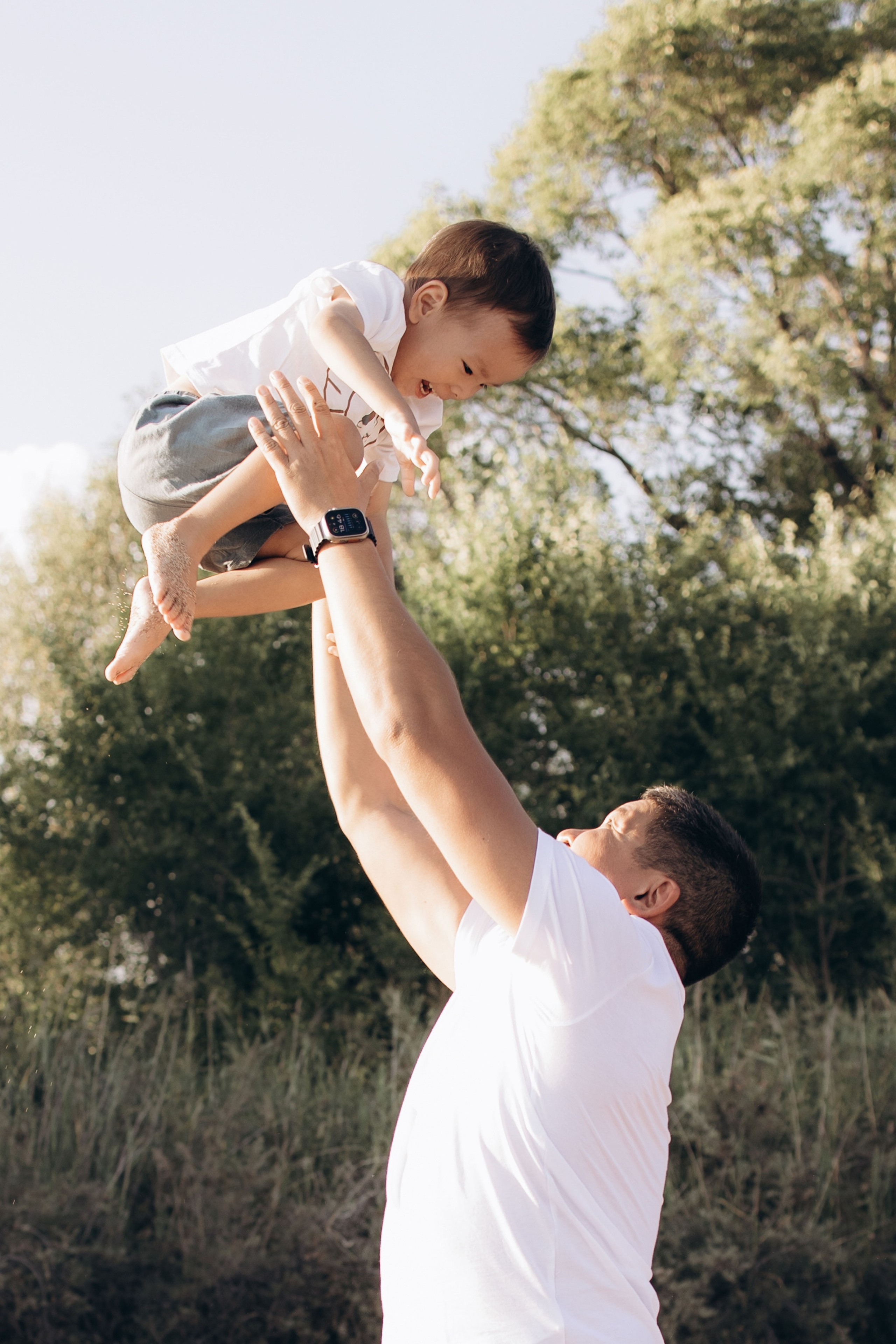 Family at Sunset. Фотограф родов, семей и новорожденных малышей в Дубае