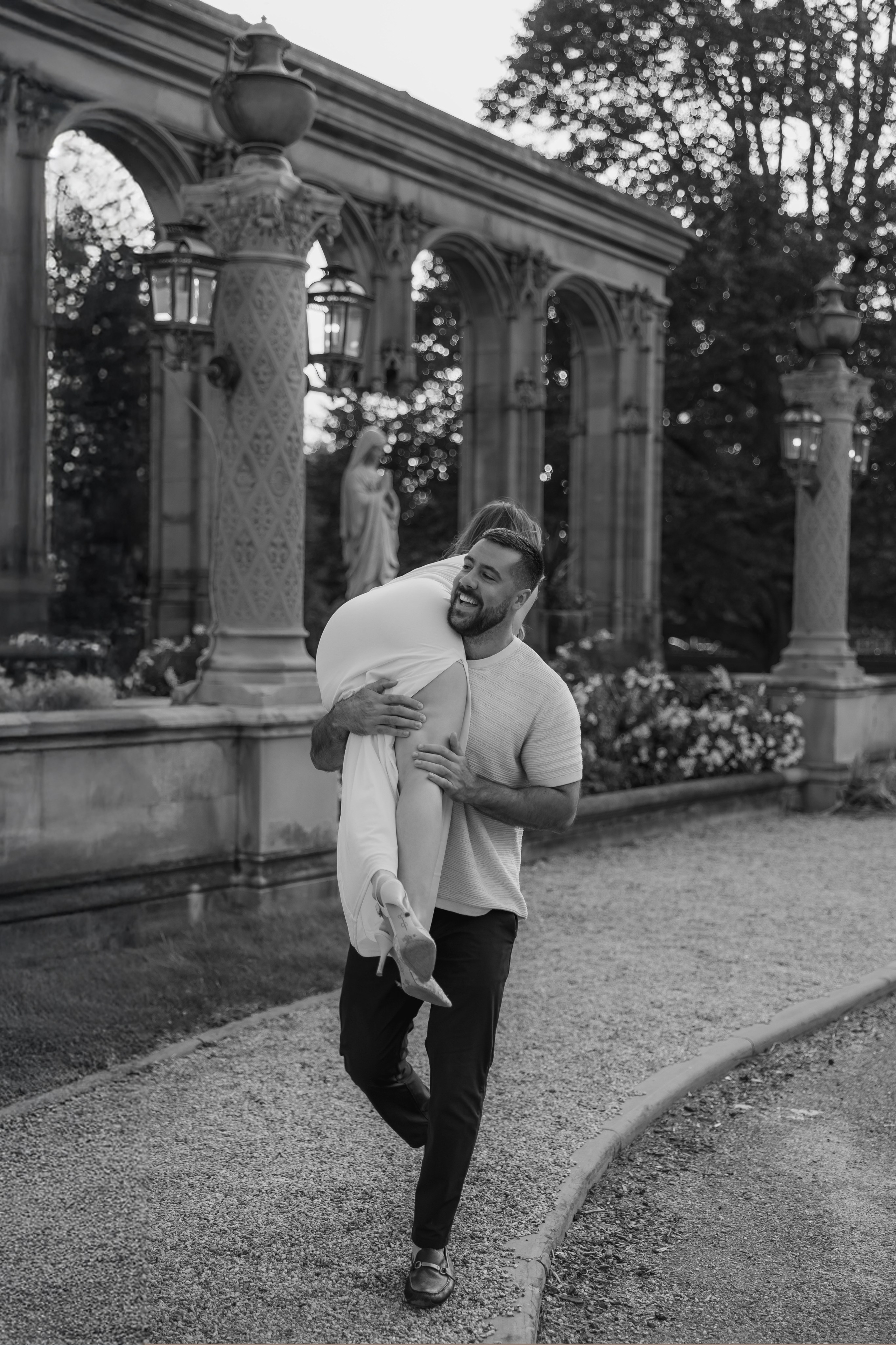 Coastal Elegance in Newport. Rhode Island Wedding Photographer Tati Simpson