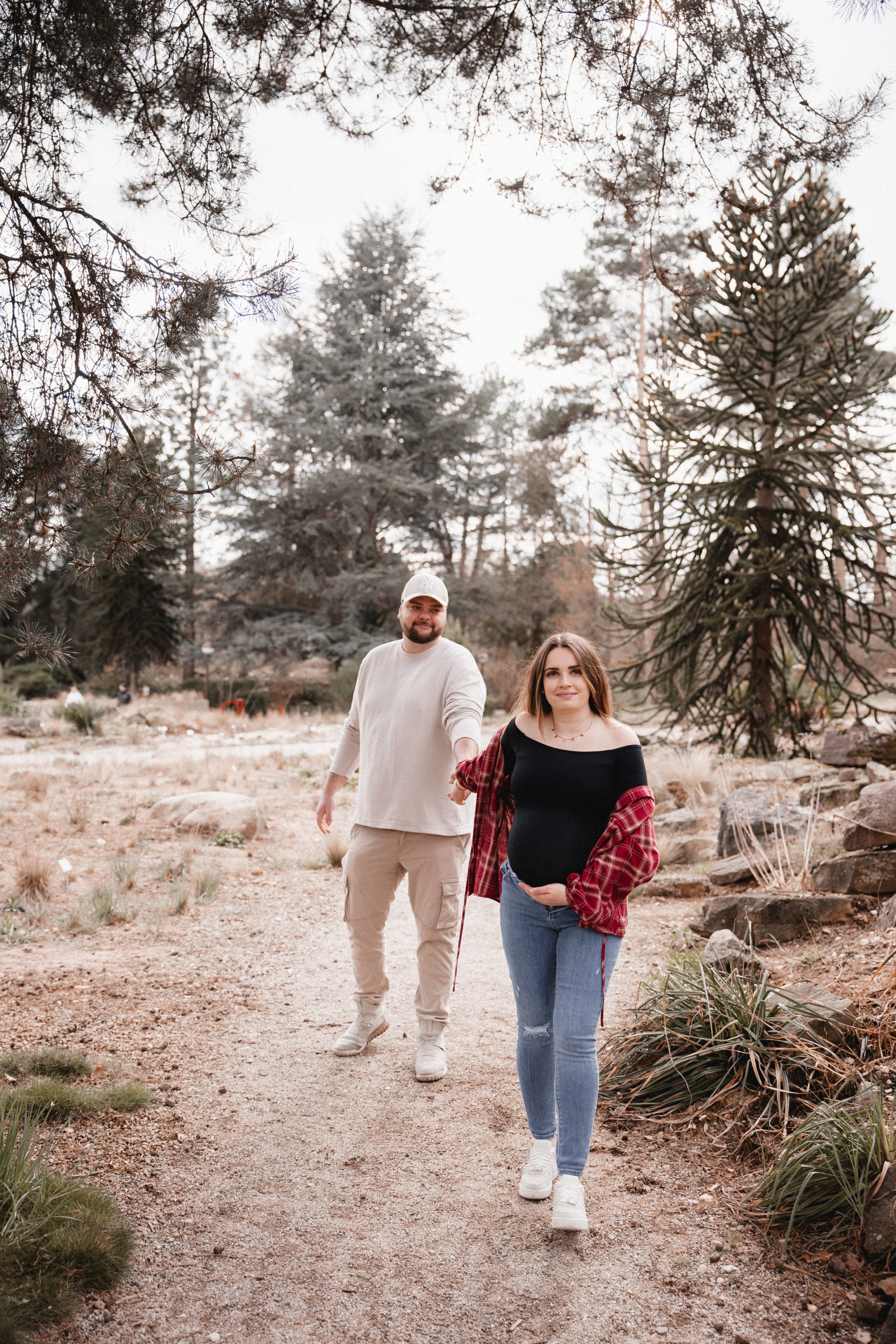 Babybauch Shooting im Fotostudio | Schwangerschaftsfotos in Bochum. Hochzeitsfotografin Bochum | Halyna Reiche Fotografie NRW
