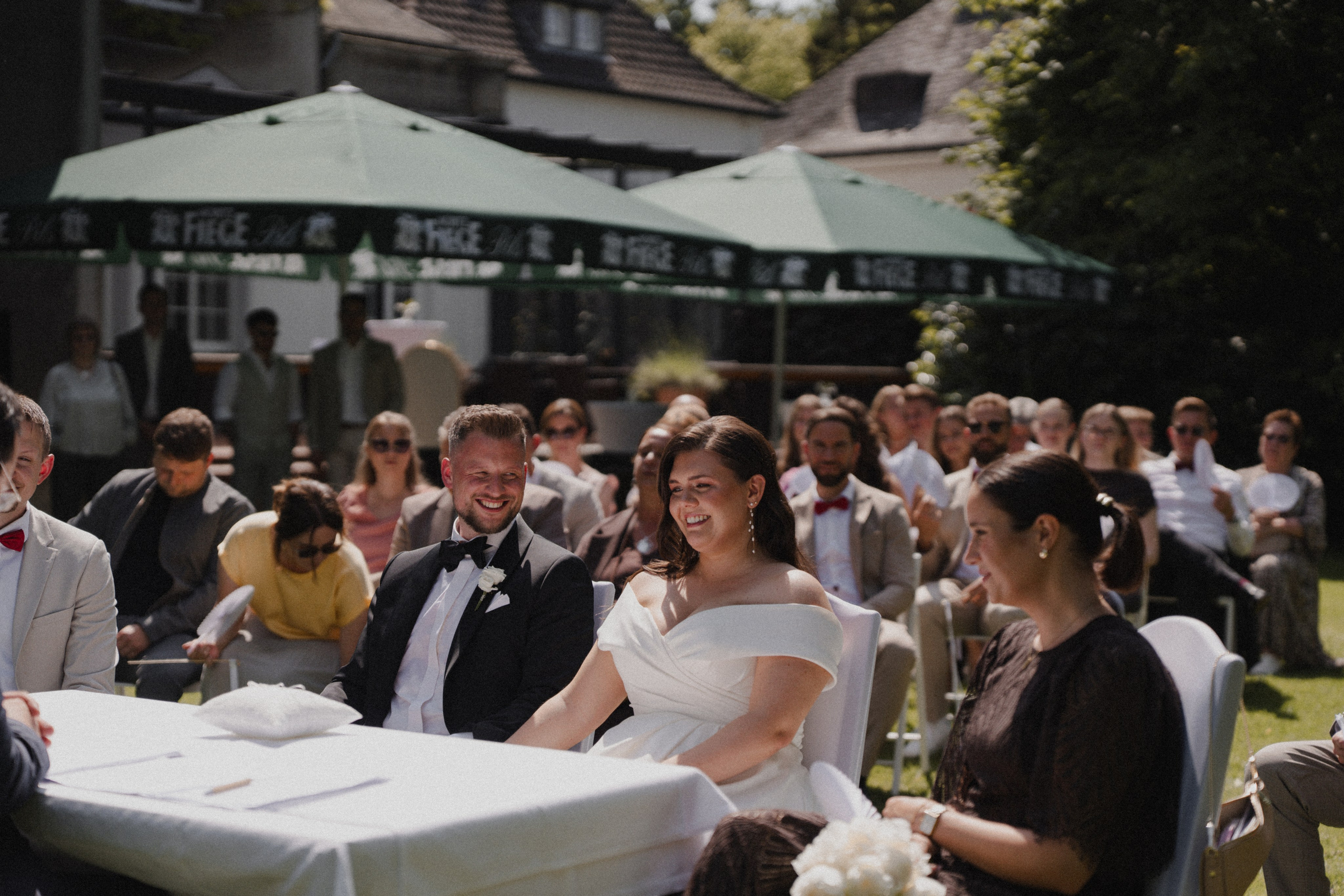 Jessica & Felix I Gesellschaft Harmonie Bochum. Hochzeitsfotografin Bochum | Halyna Reiche Fotografie NRW